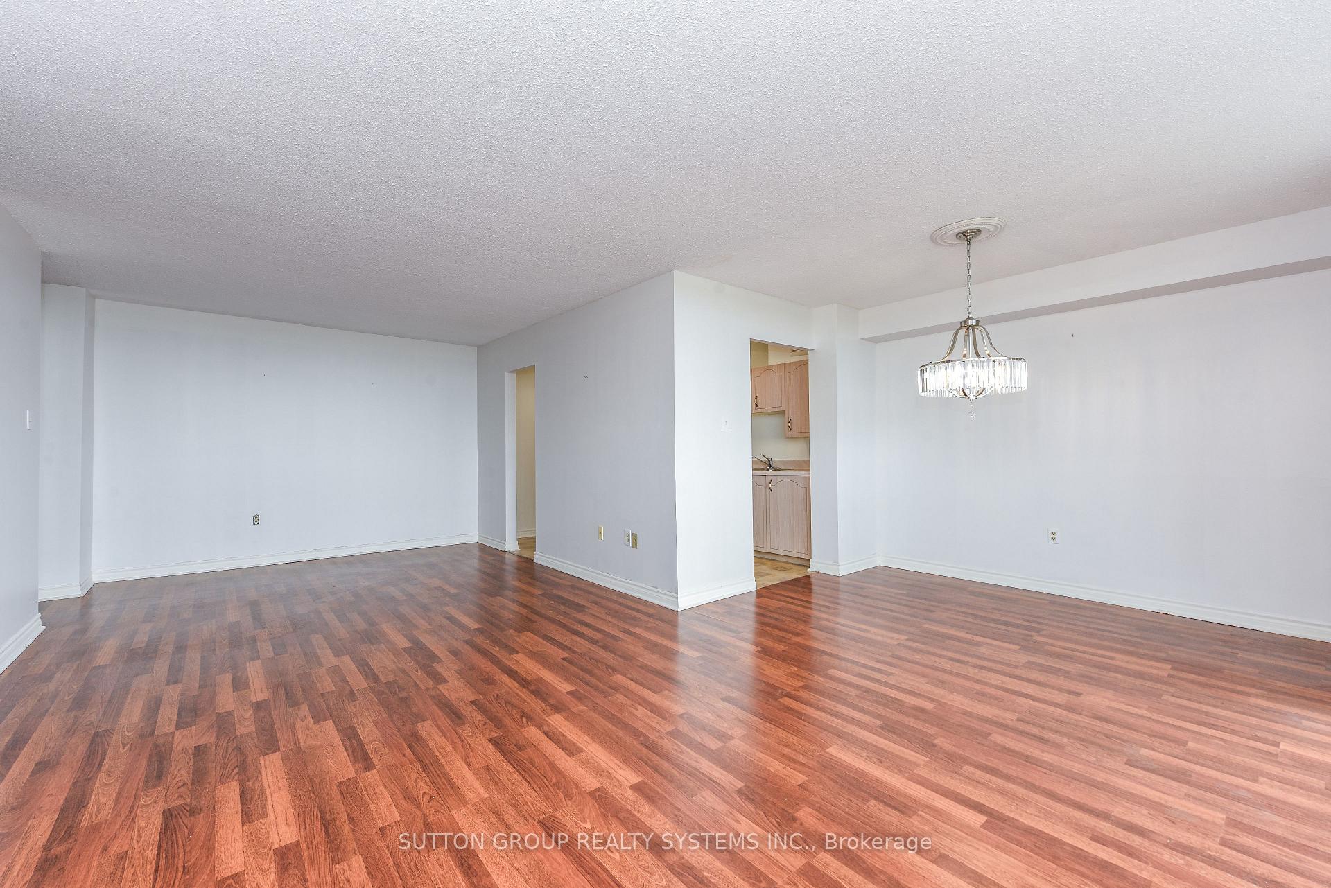 Photo 15 of Unit 705, 2055 Upper Middle Road, Burlington, Brant Hills — HOMEH