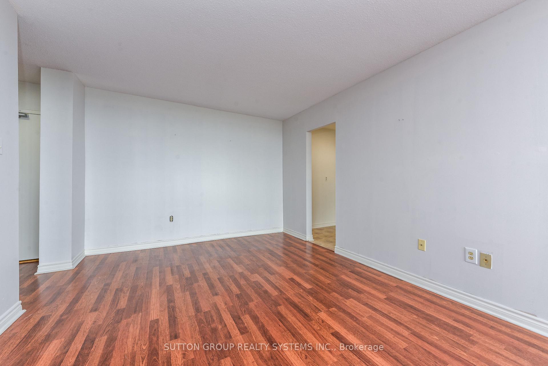 Photo 16 of Unit 705, 2055 Upper Middle Road, Burlington, Brant Hills — HOMEH