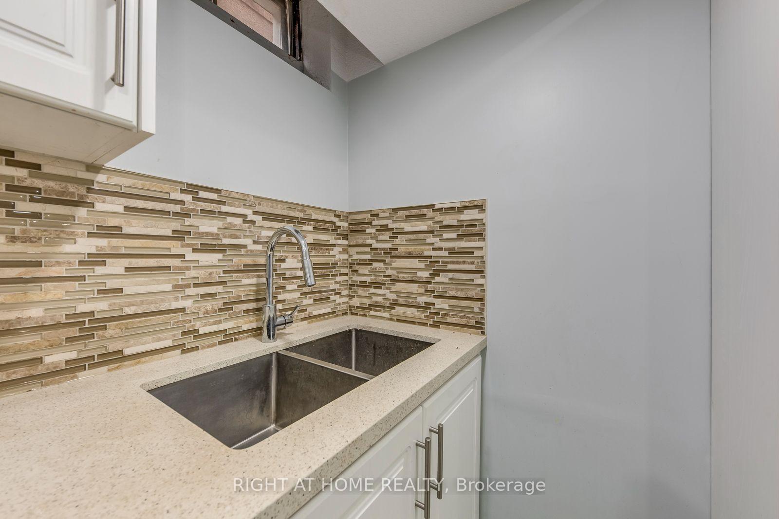 Photo 16 of Unit Bsmt, 5349 Lismic Boulevard, Mississauga, East Credit — HOMEH