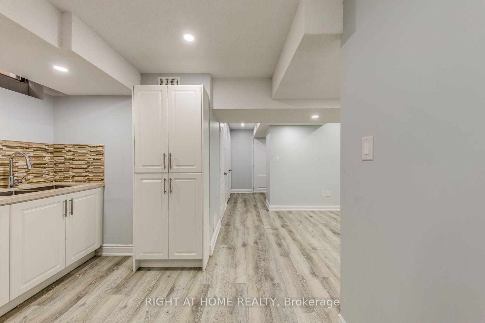 Photo 19 of Unit Bsmt, 5349 Lismic Boulevard, Mississauga, East Credit — HOMEH