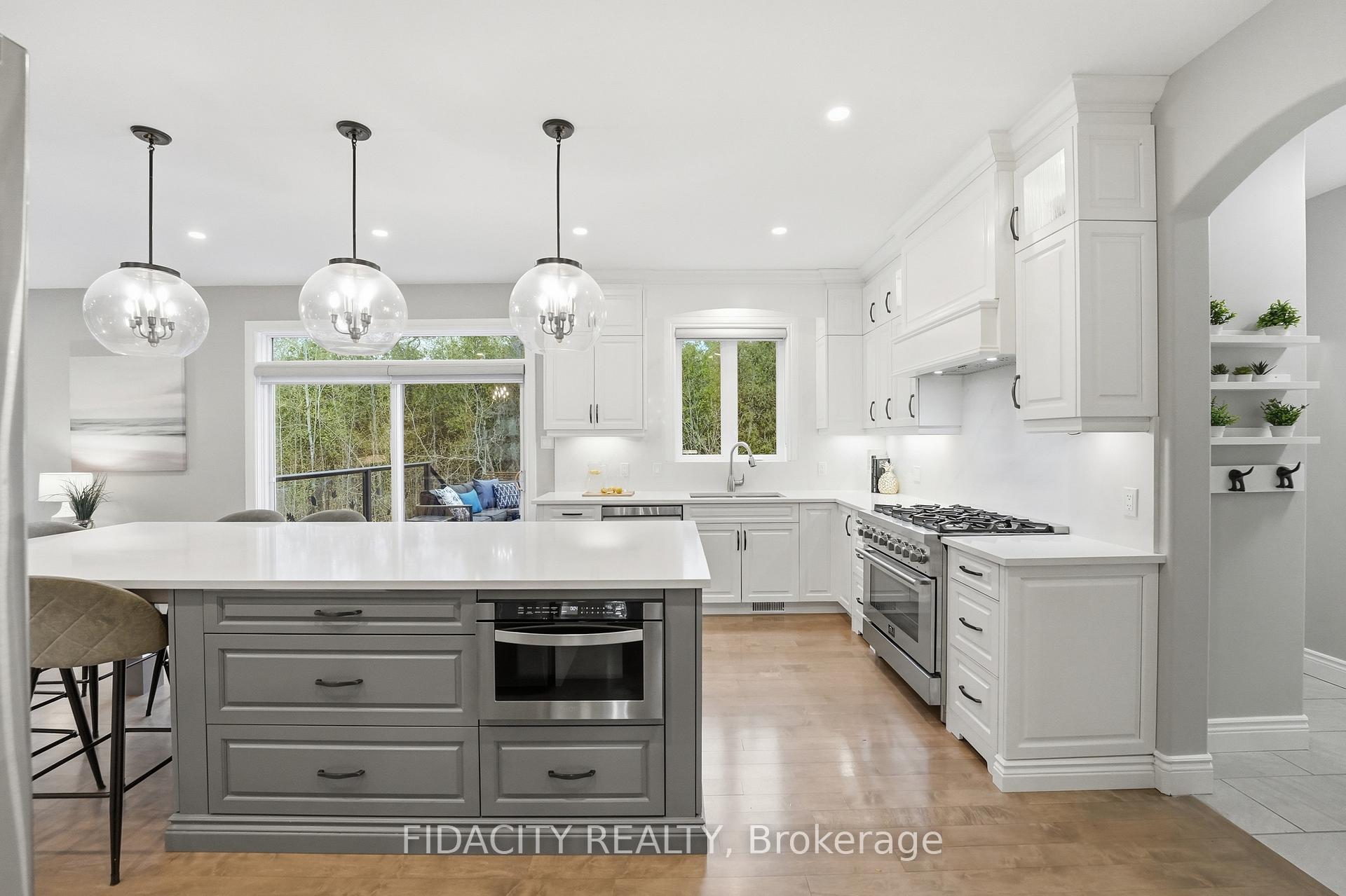 Photo 8 of 101 Sentinel Pine Way, Ottawa, Huntley Ward (South East) — HOMEH