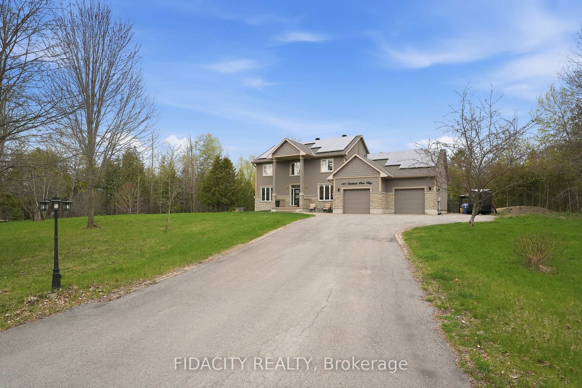 Photo 43 of 101 Sentinel Pine Way, Ottawa, Huntley Ward (South East) — HOMEH