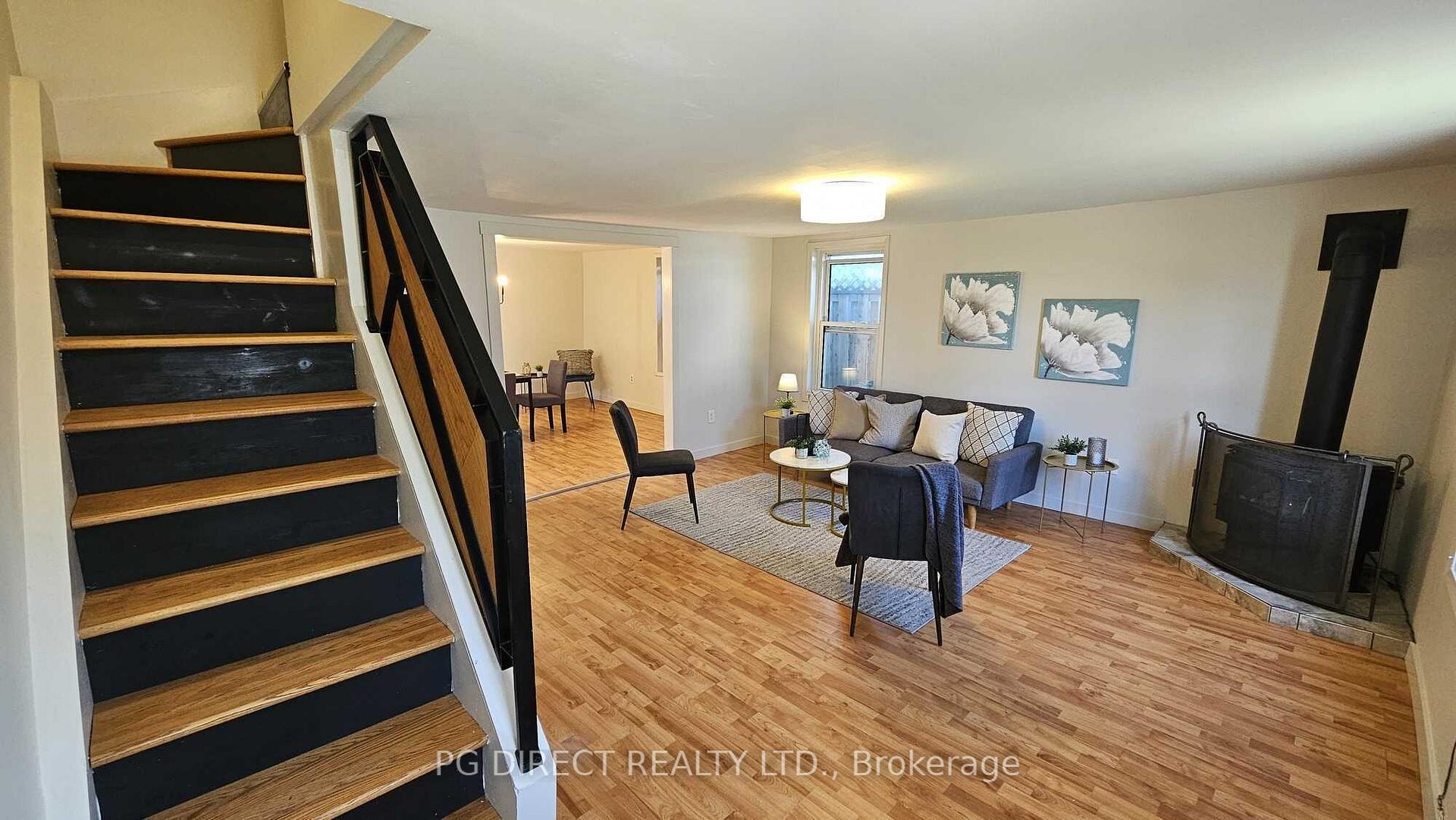 Photo 3 of 436 Bleecker Avenue, Belleville, Belleville Ward — HOMEH