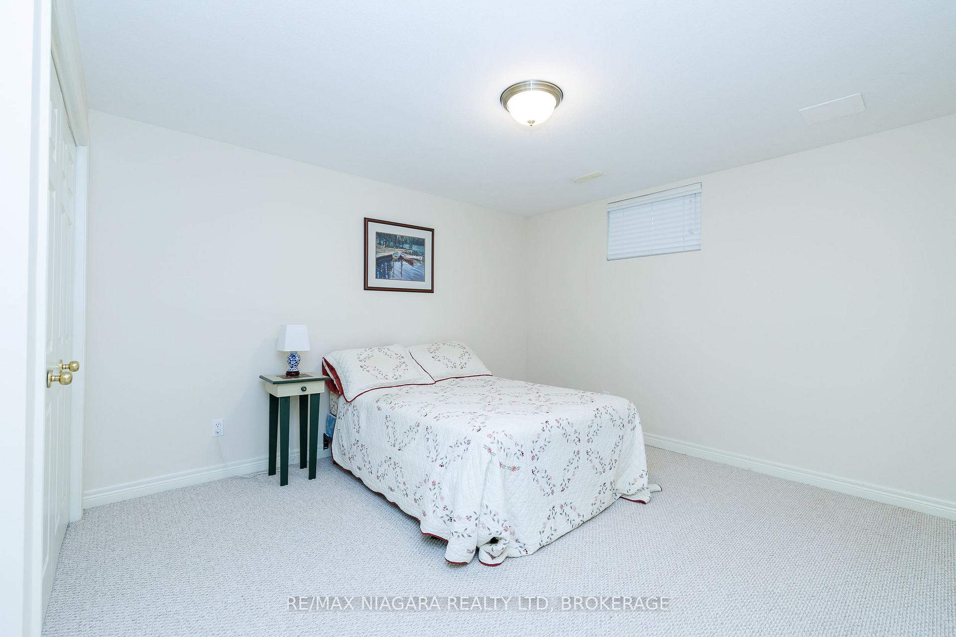 Photo 23 of Unit 8, 3300 Montrose Road, Niagara Falls, Mt. Carmel — HOMEH