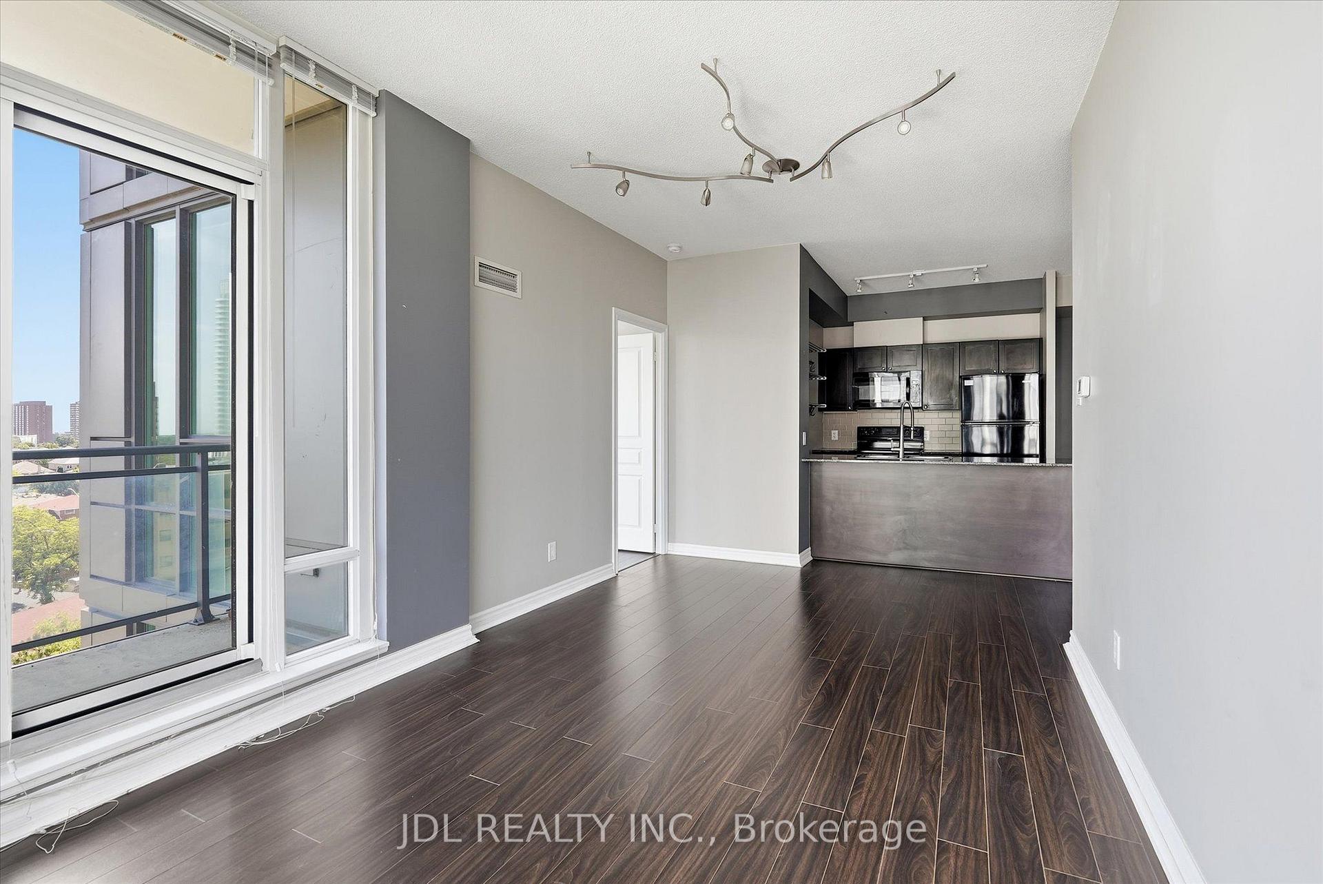 Photo 9 of Unit 811, 3525 Kariya Drive, Mississauga, Fairview — HOMEH