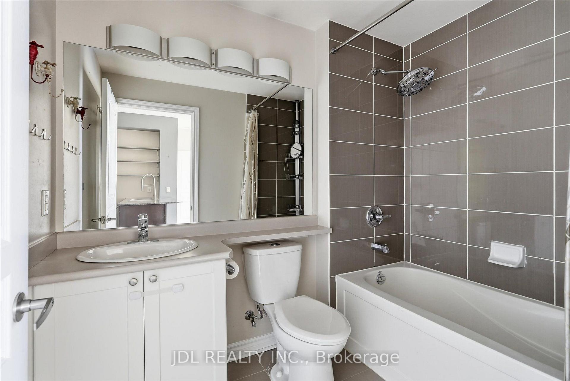 Photo 15 of Unit 811, 3525 Kariya Drive, Mississauga, Fairview — HOMEH
