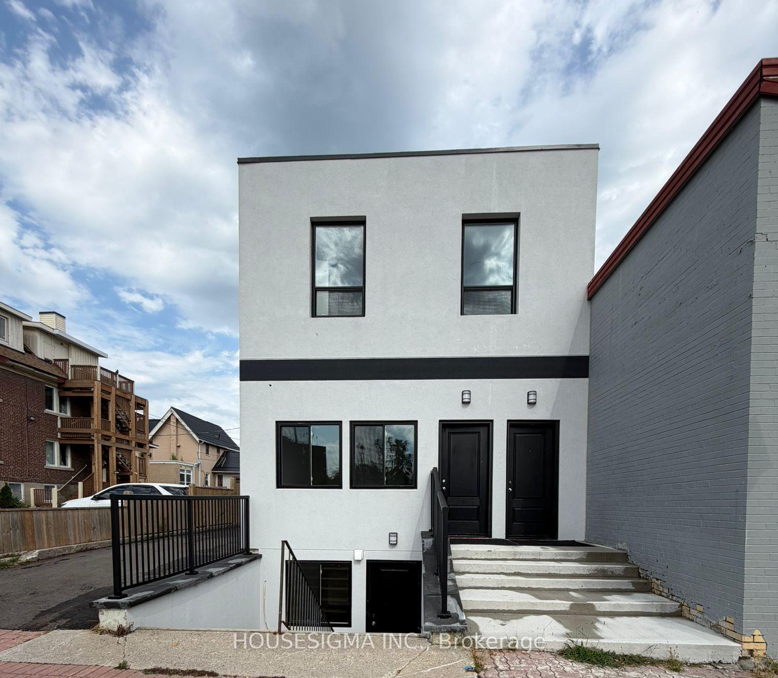 Photo of Unit Lower Level Unit, 28 West Street N