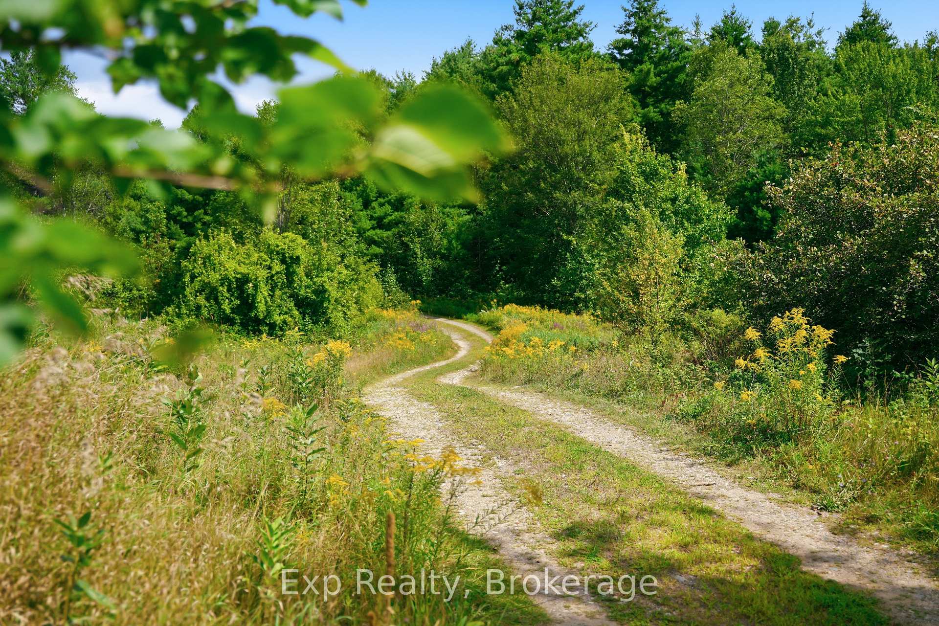 Photo 4 of Thunder Lane, Frontenac, Frontenac Centre — HOMEH