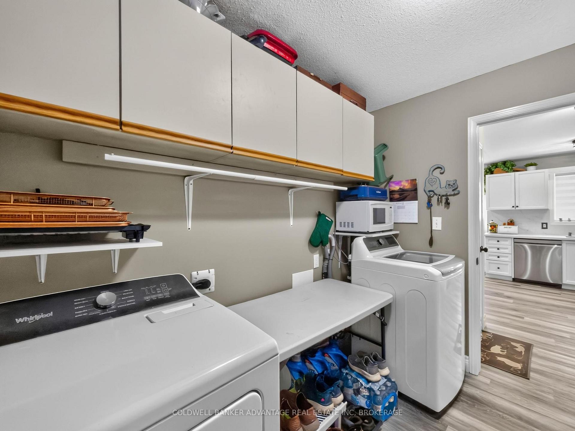 Photo 14 of 386 Foxtail Avenue, Welland, West Welland — HOMEH