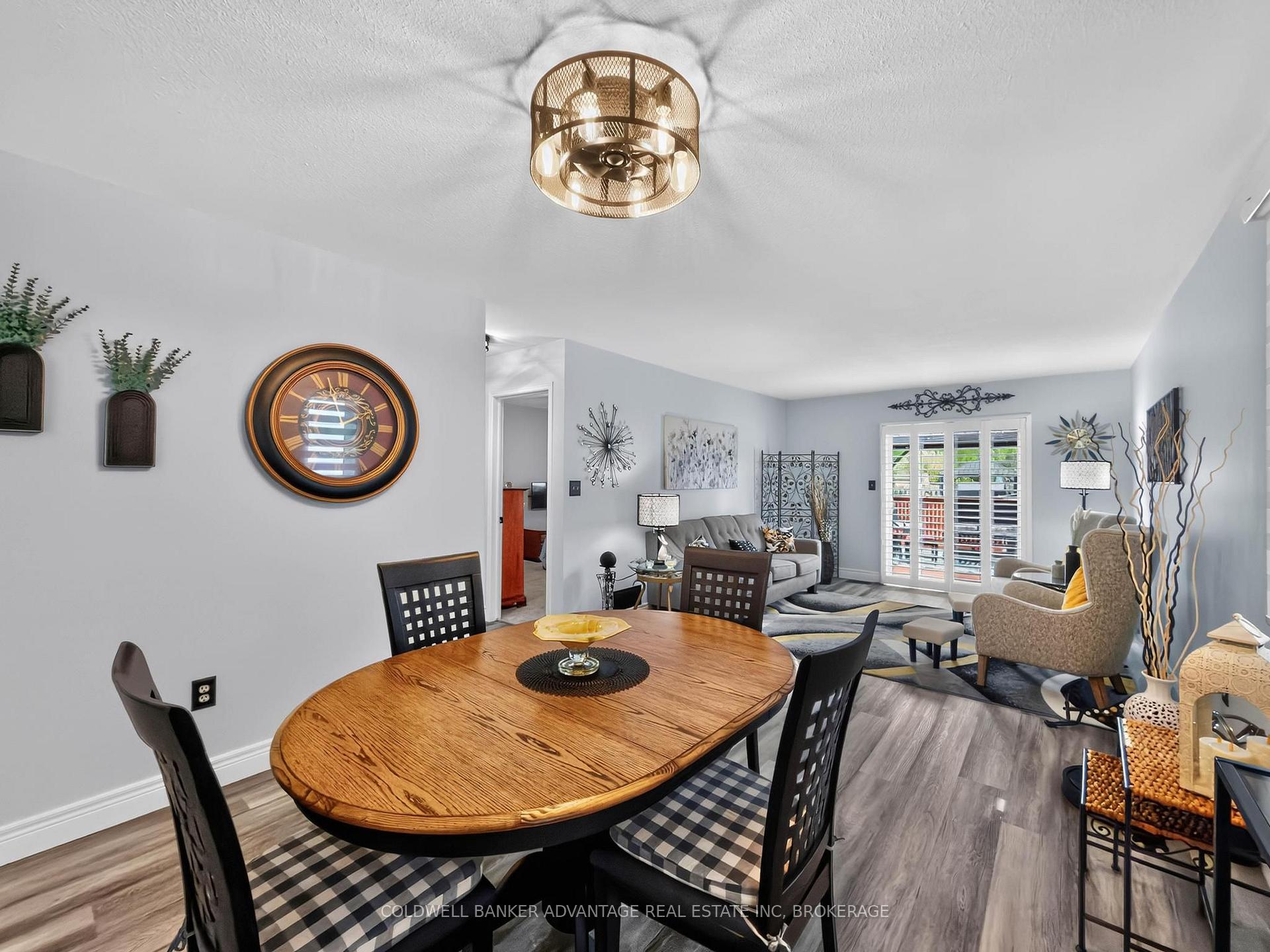Photo 16 of 386 Foxtail Avenue, Welland, West Welland — HOMEH