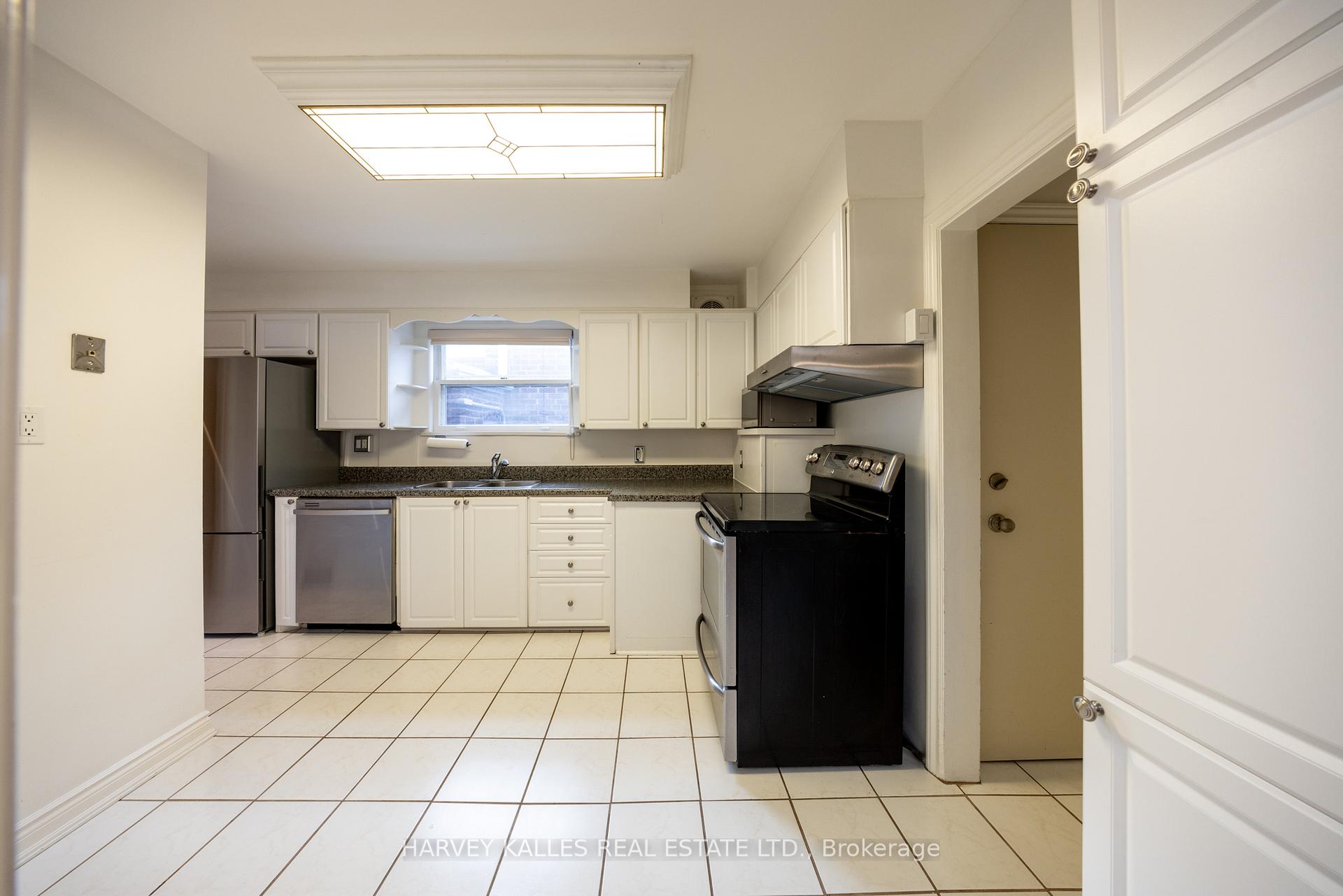 Photo 13 of Unit Main, 222 Joicey Boulevard, Toronto, Bedford Park-Nortown — HOMEH