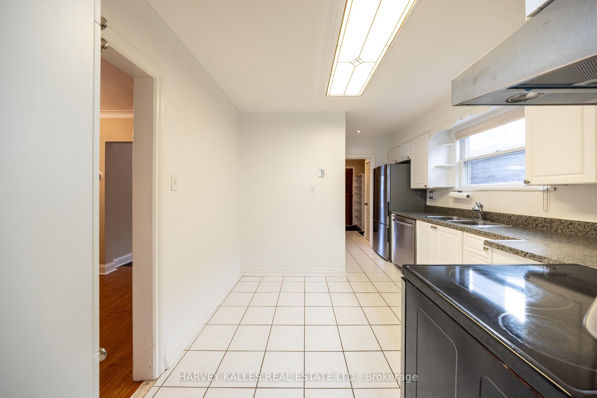 Photo 15 of Unit Main, 222 Joicey Boulevard, Toronto, Bedford Park-Nortown — HOMEH