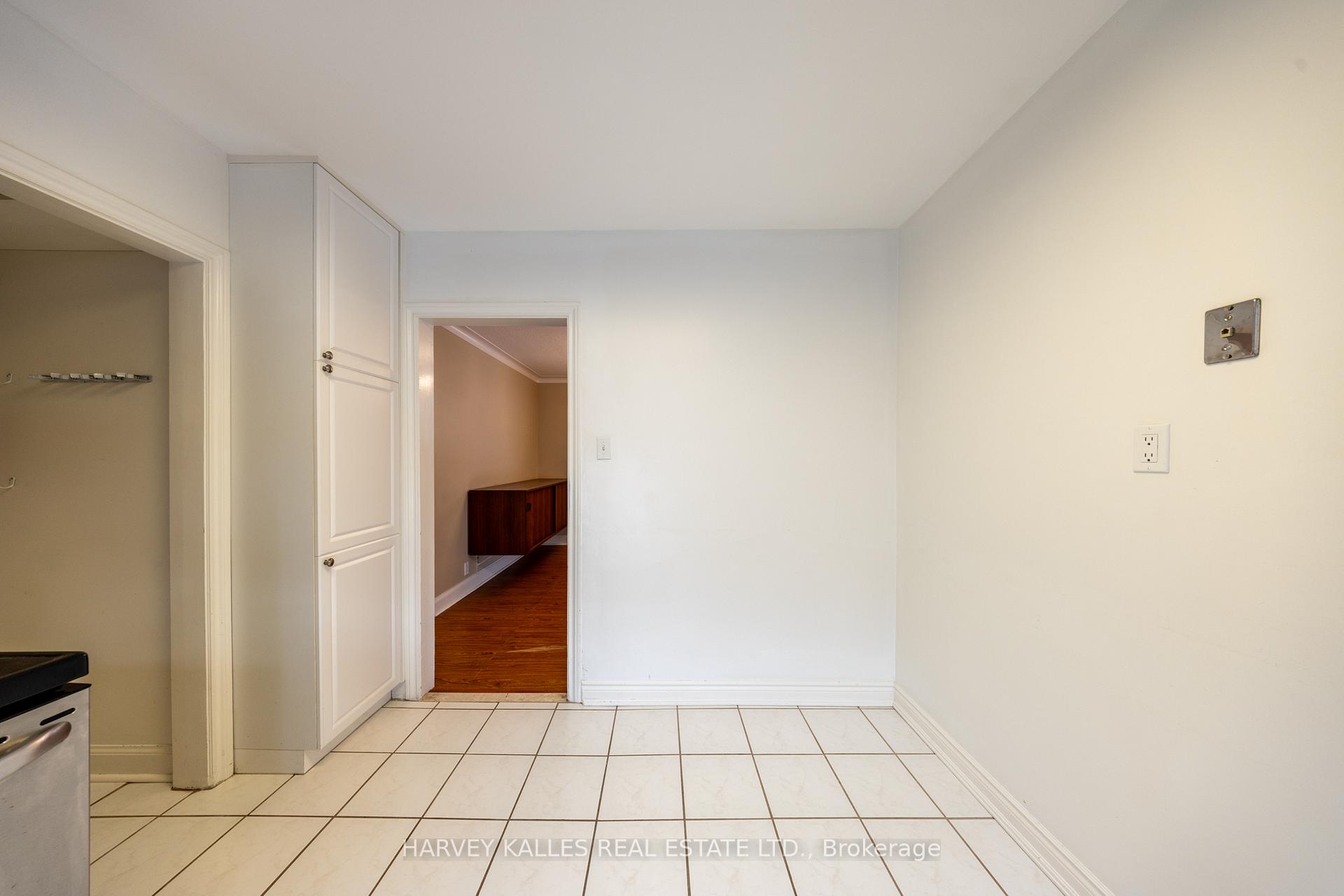 Photo 17 of Unit Main, 222 Joicey Boulevard, Toronto, Bedford Park-Nortown — HOMEH