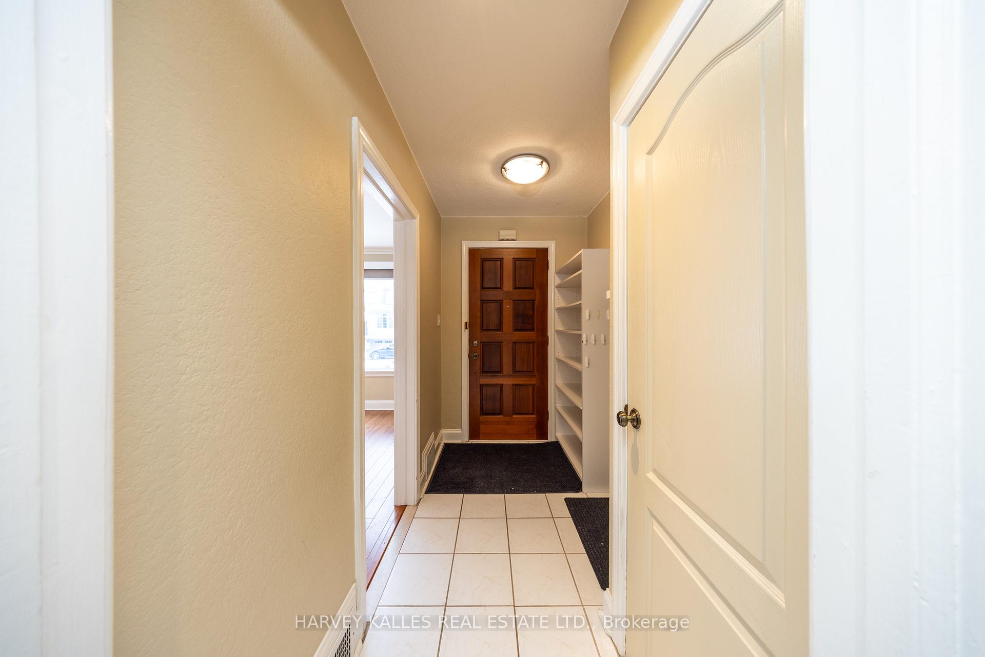 Photo 18 of Unit Main, 222 Joicey Boulevard, Toronto, Bedford Park-Nortown — HOMEH