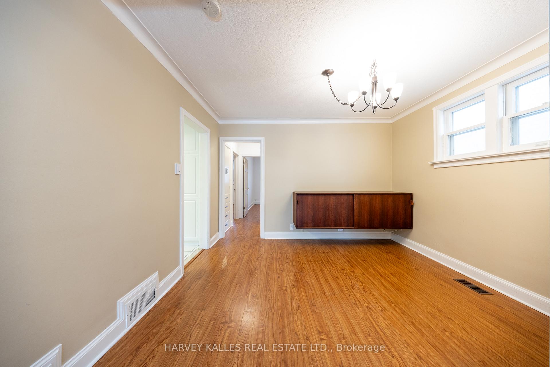 Photo 19 of Unit Main, 222 Joicey Boulevard, Toronto, Bedford Park-Nortown — HOMEH