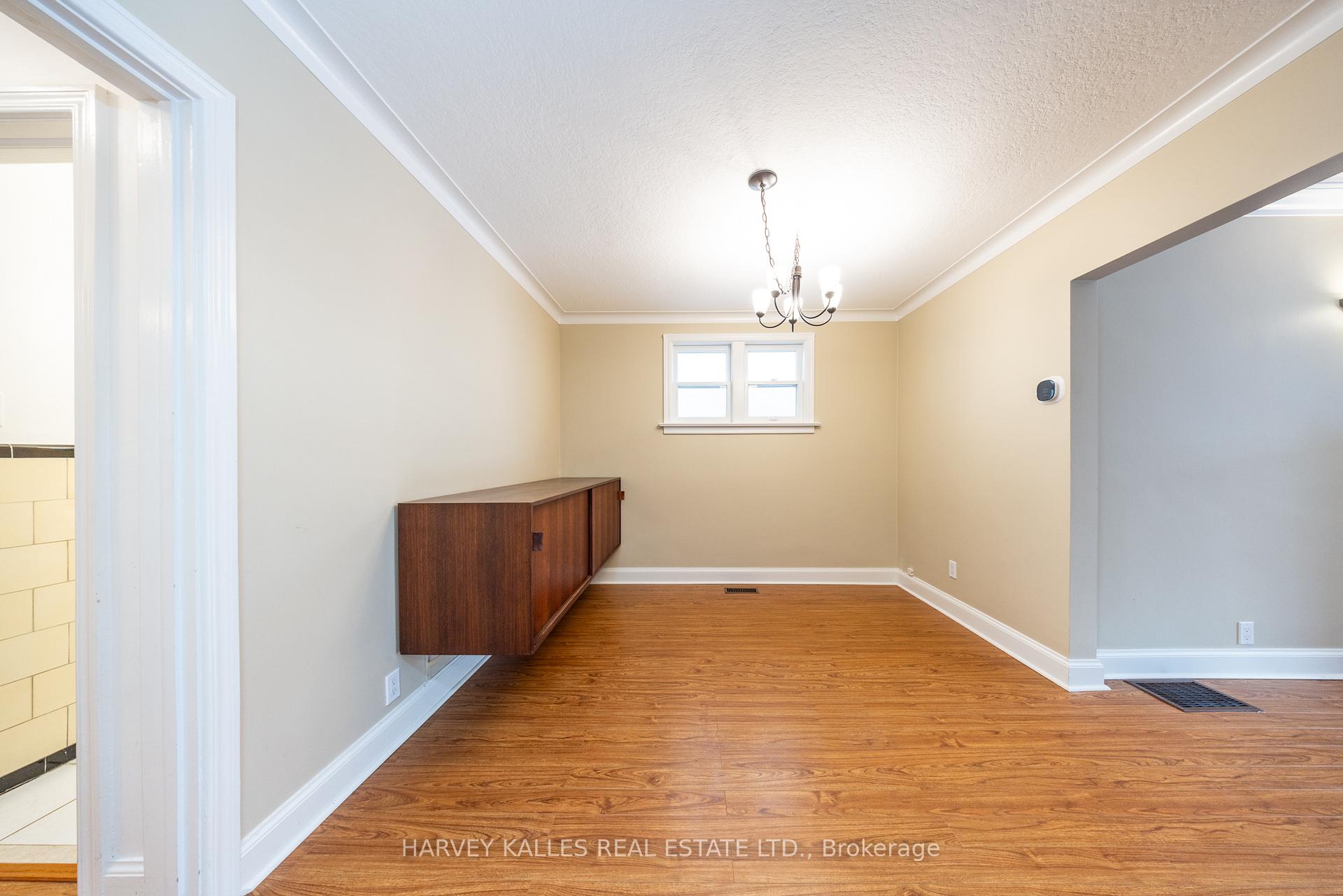 Photo 22 of Unit Main, 222 Joicey Boulevard, Toronto, Bedford Park-Nortown — HOMEH