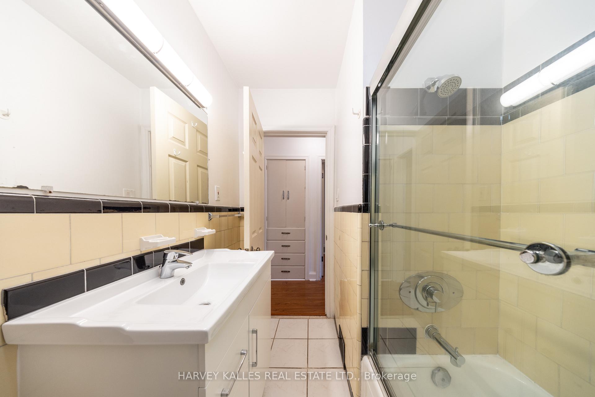 Photo 25 of Unit Main, 222 Joicey Boulevard, Toronto, Bedford Park-Nortown — HOMEH