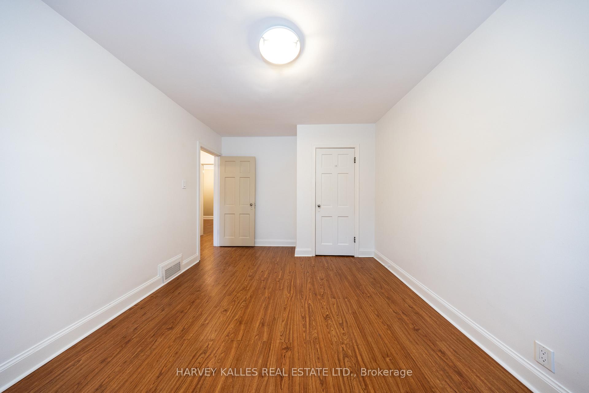 Photo 32 of Unit Main, 222 Joicey Boulevard, Toronto, Bedford Park-Nortown — HOMEH