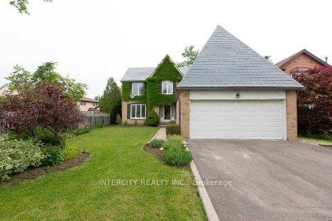 Photo 1 of 17 Torrance Wood, Brampton, Fletcher's West — HOMEH