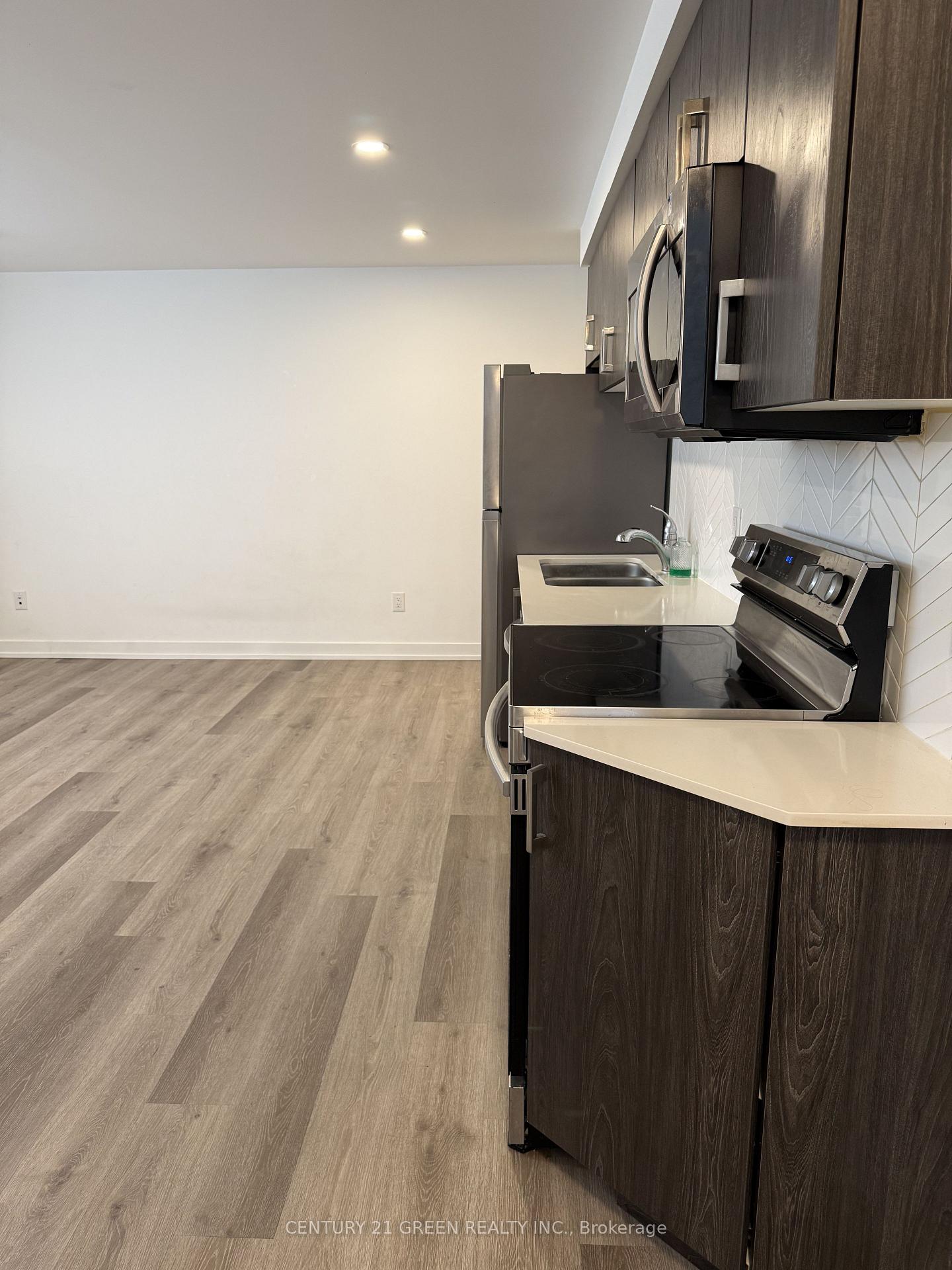 Photo 6 of Unit 214, 4263 Fourth Avenue, Niagara Falls, Downtown — HOMEH