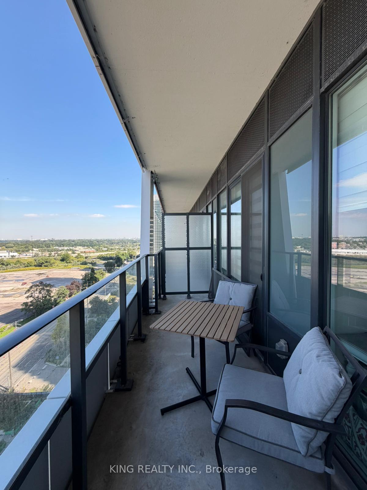 Photo 12 of Unit 1412, 30 Shorebreeze Drive E, Etobicoke, Mimico — HOMEH