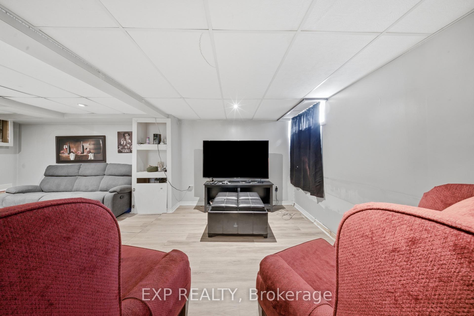 Photo 25 of 6376 Ash Street, Niagara Falls, Dorchester — HOMEH