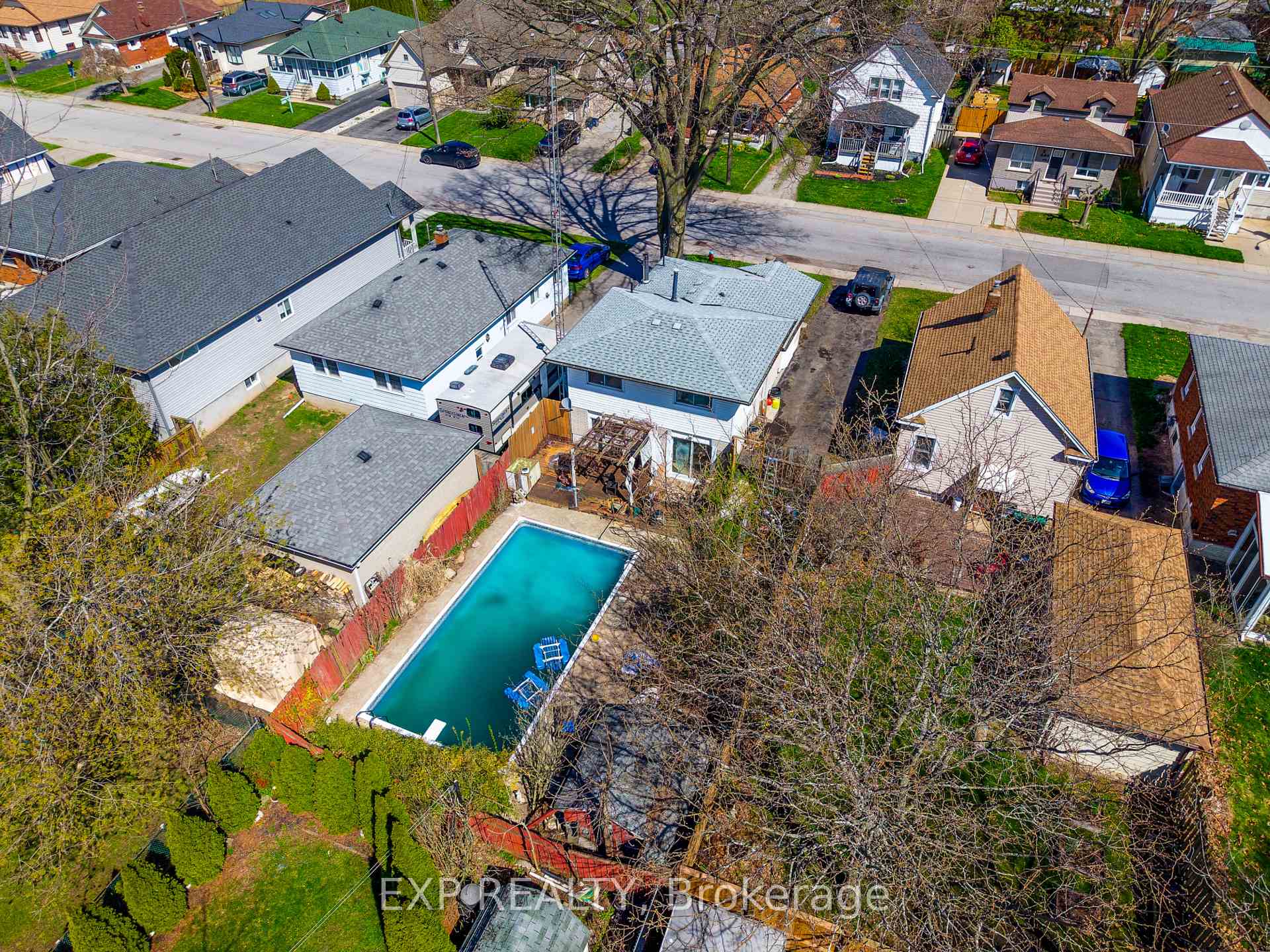 Photo 38 of 6376 Ash Street, Niagara Falls, Dorchester — HOMEH