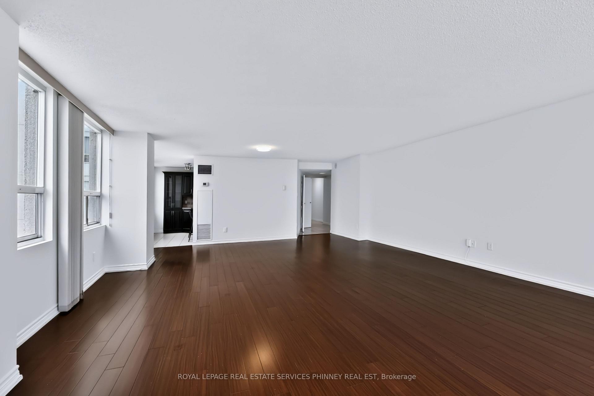 Photo 12 of Unit 2801, 3650 Kaneff Crescent, Mississauga, Mississauga Valleys — HOMEH