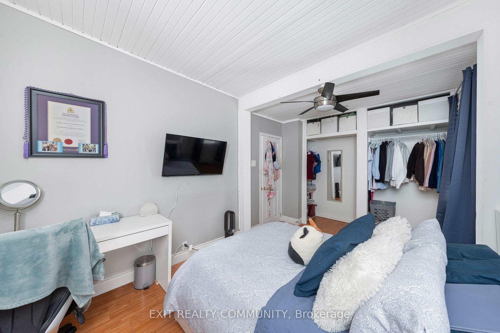 Photo 26 of 20 Wharncliffe Road S, London, South F — HOMEH