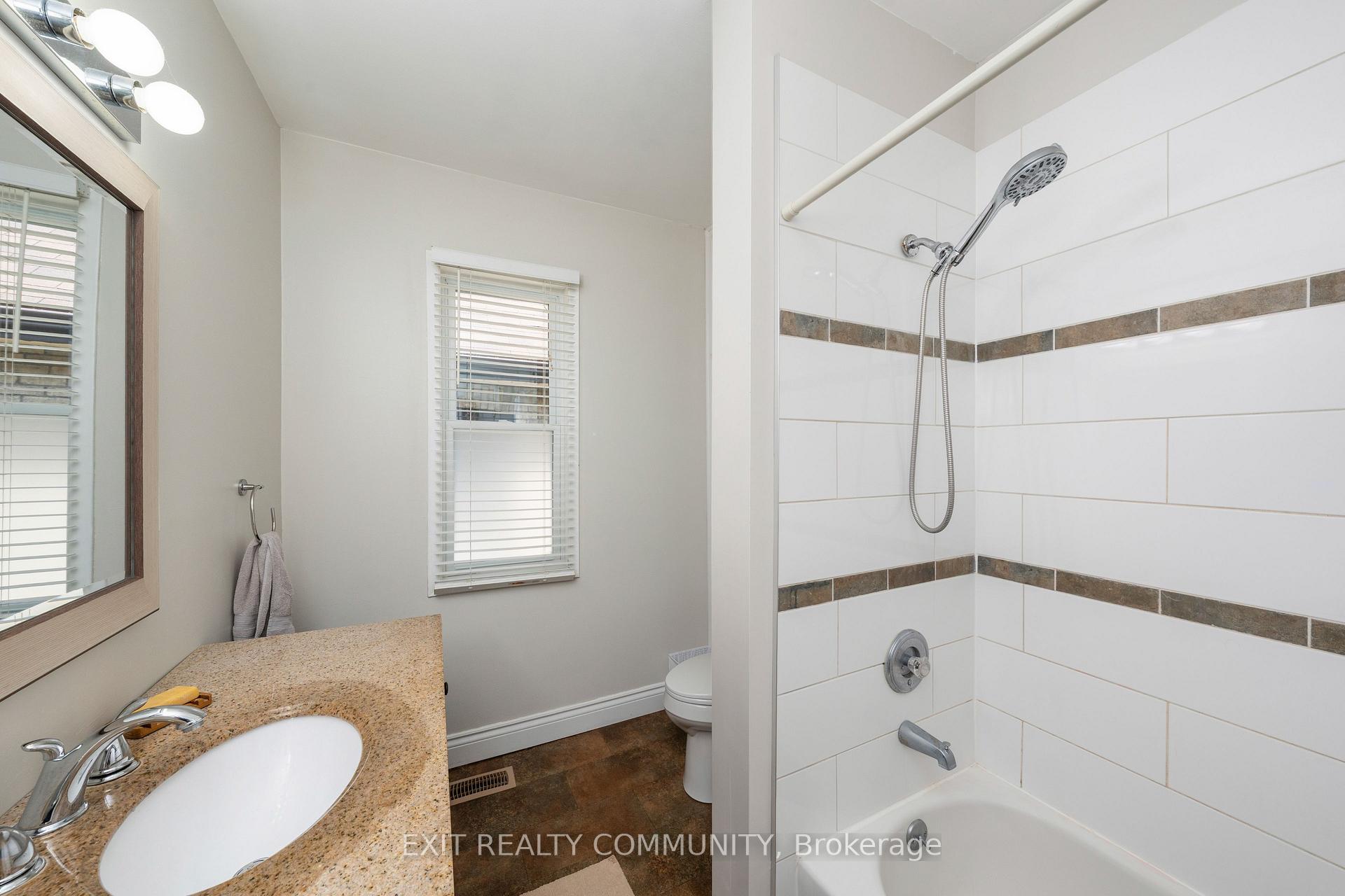 Photo 27 of 20 Wharncliffe Road S, London, South F — HOMEH