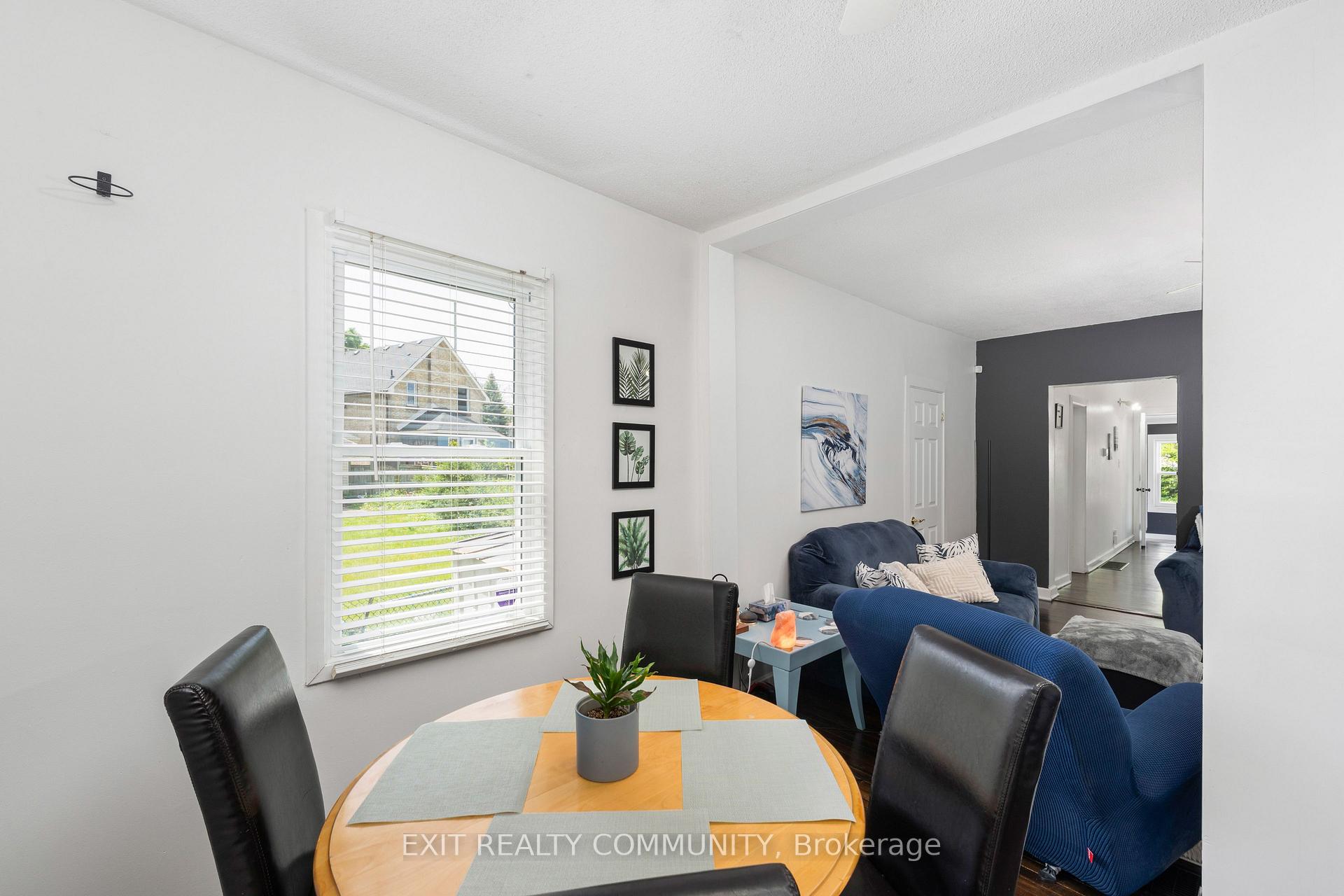 Photo 32 of 20 Wharncliffe Road S, London, South F — HOMEH