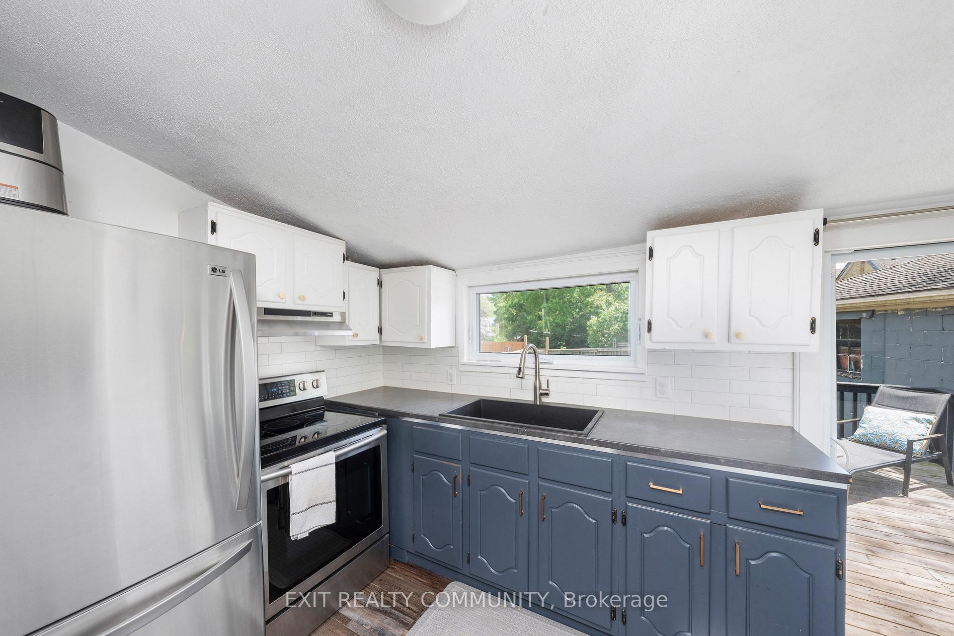 Photo 36 of 20 Wharncliffe Road S, London, South F — HOMEH