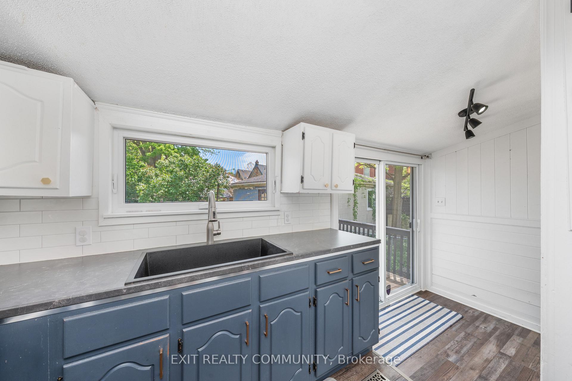 Photo 37 of 20 Wharncliffe Road S, London, South F — HOMEH