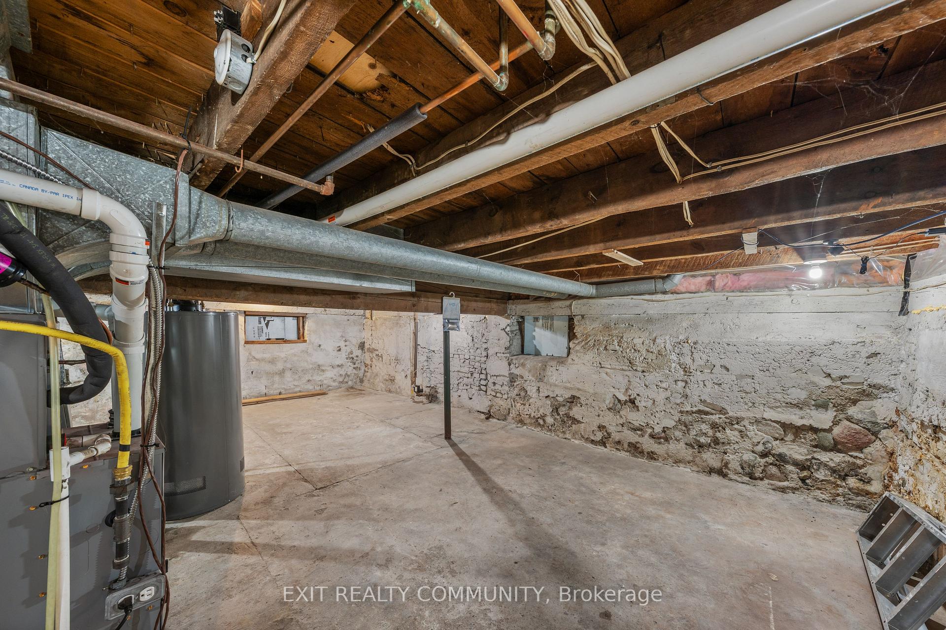 Photo 42 of 20 Wharncliffe Road S, London, South F — HOMEH