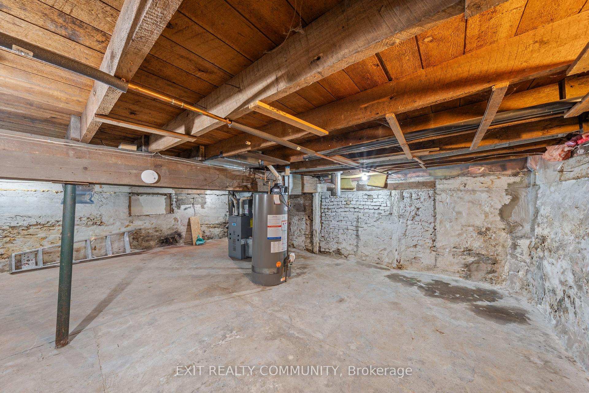 Photo 44 of 20 Wharncliffe Road S, London, South F — HOMEH