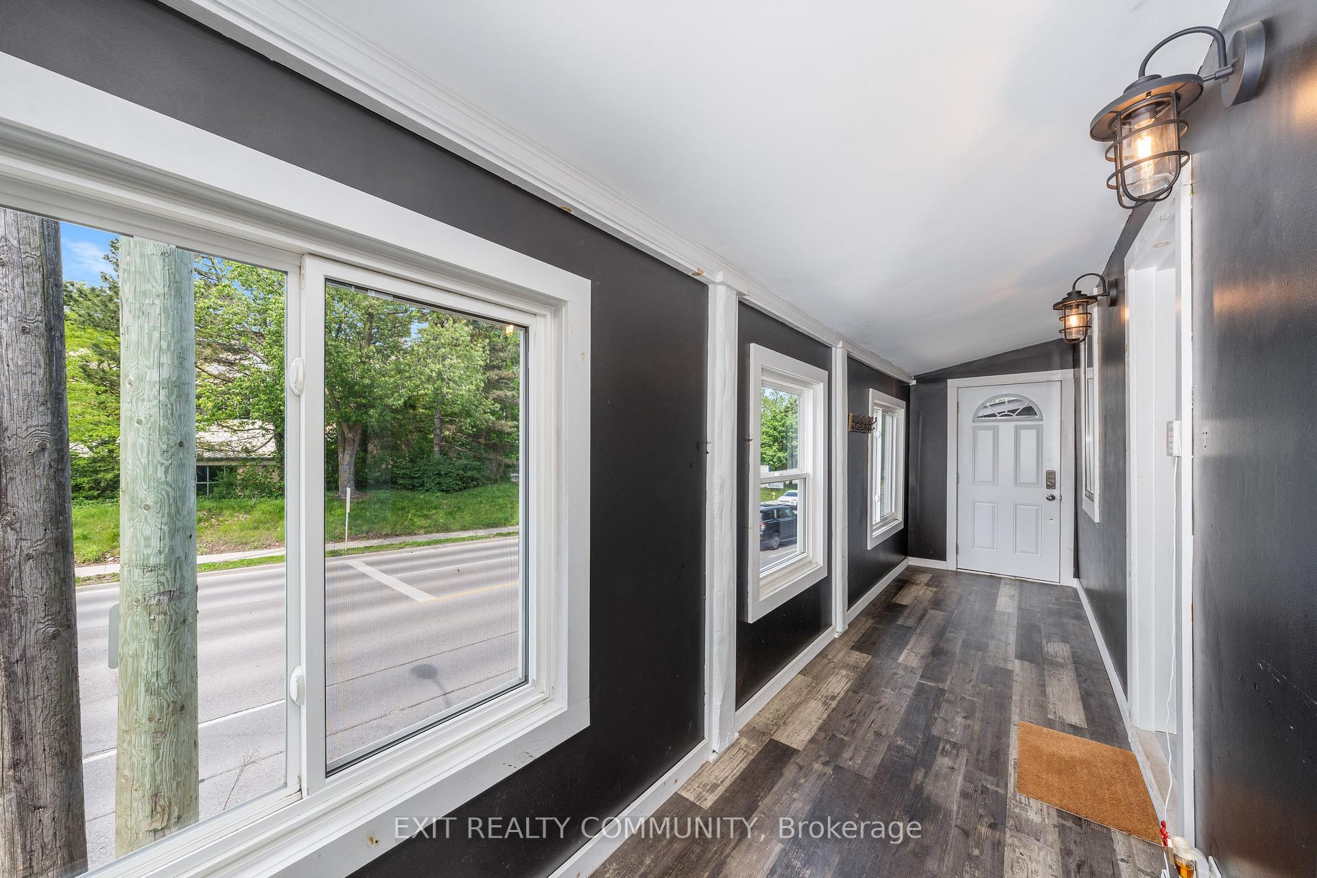 Photo 50 of 20 Wharncliffe Road S, London, South F — HOMEH