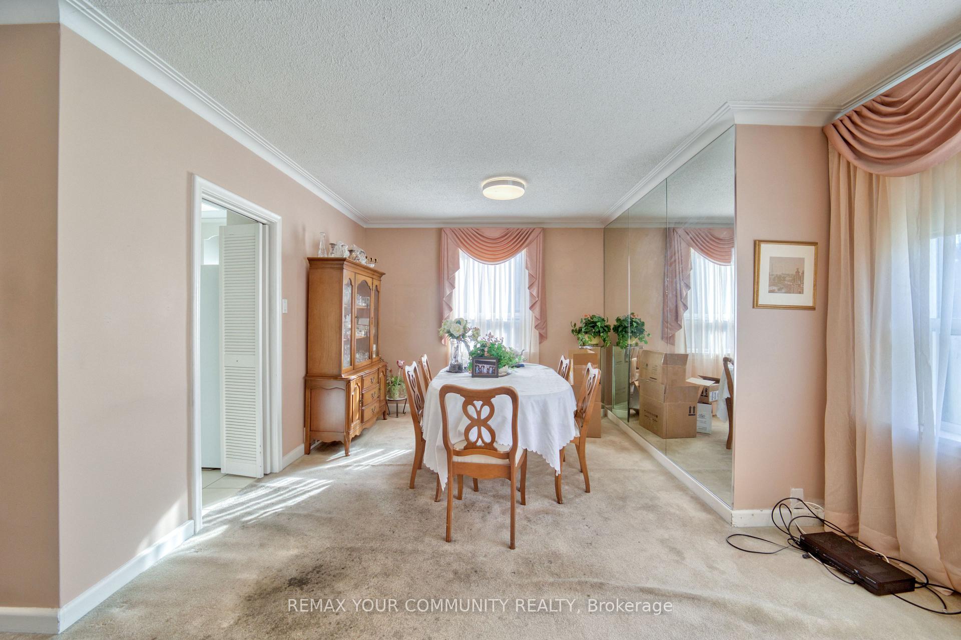 Photo 9 of 48 Alexis Boulevard, North York, Clanton Park — HOMEH