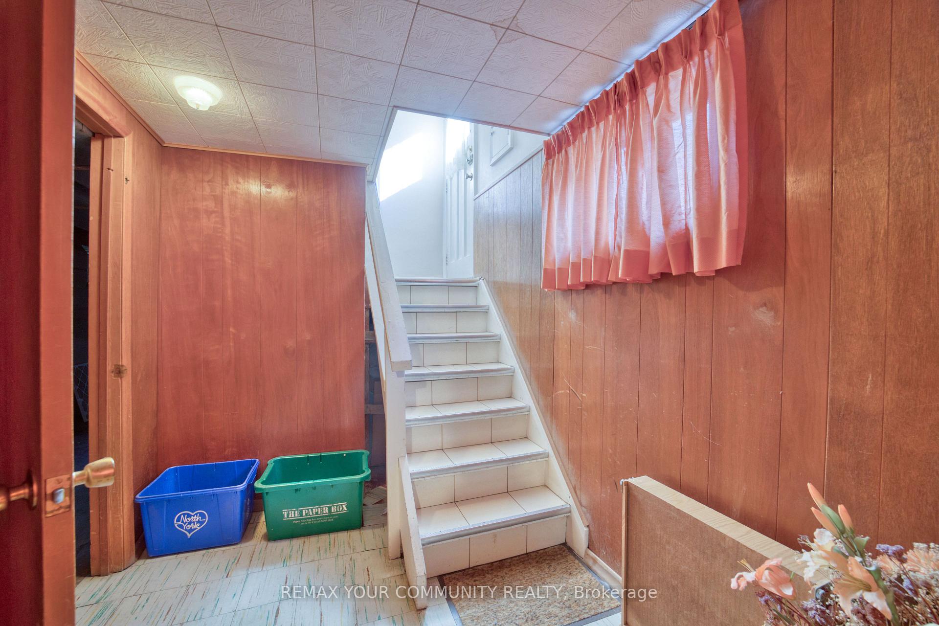 Photo 32 of 48 Alexis Boulevard, North York, Clanton Park — HOMEH