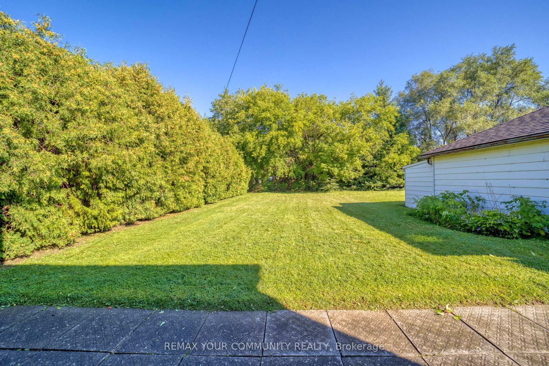 Photo 44 of 48 Alexis Boulevard, North York, Clanton Park — HOMEH