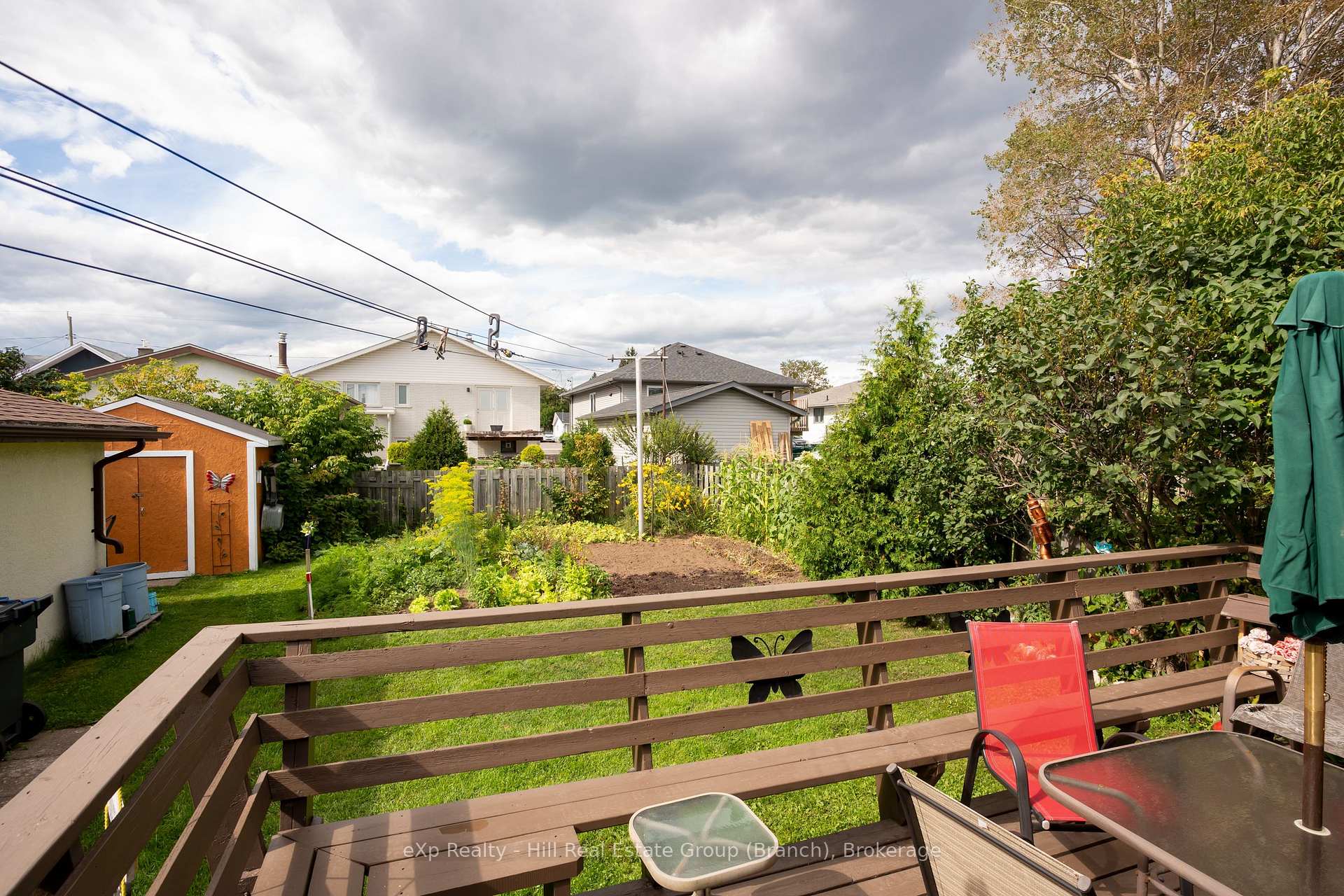 Photo 5 of 520 Dublin Avenue, Thunder Bay, John Street North — HOMEH