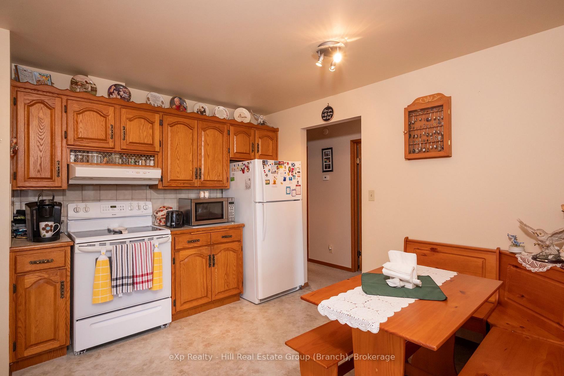 Photo 19 of 520 Dublin Avenue, Thunder Bay, John Street North — HOMEH