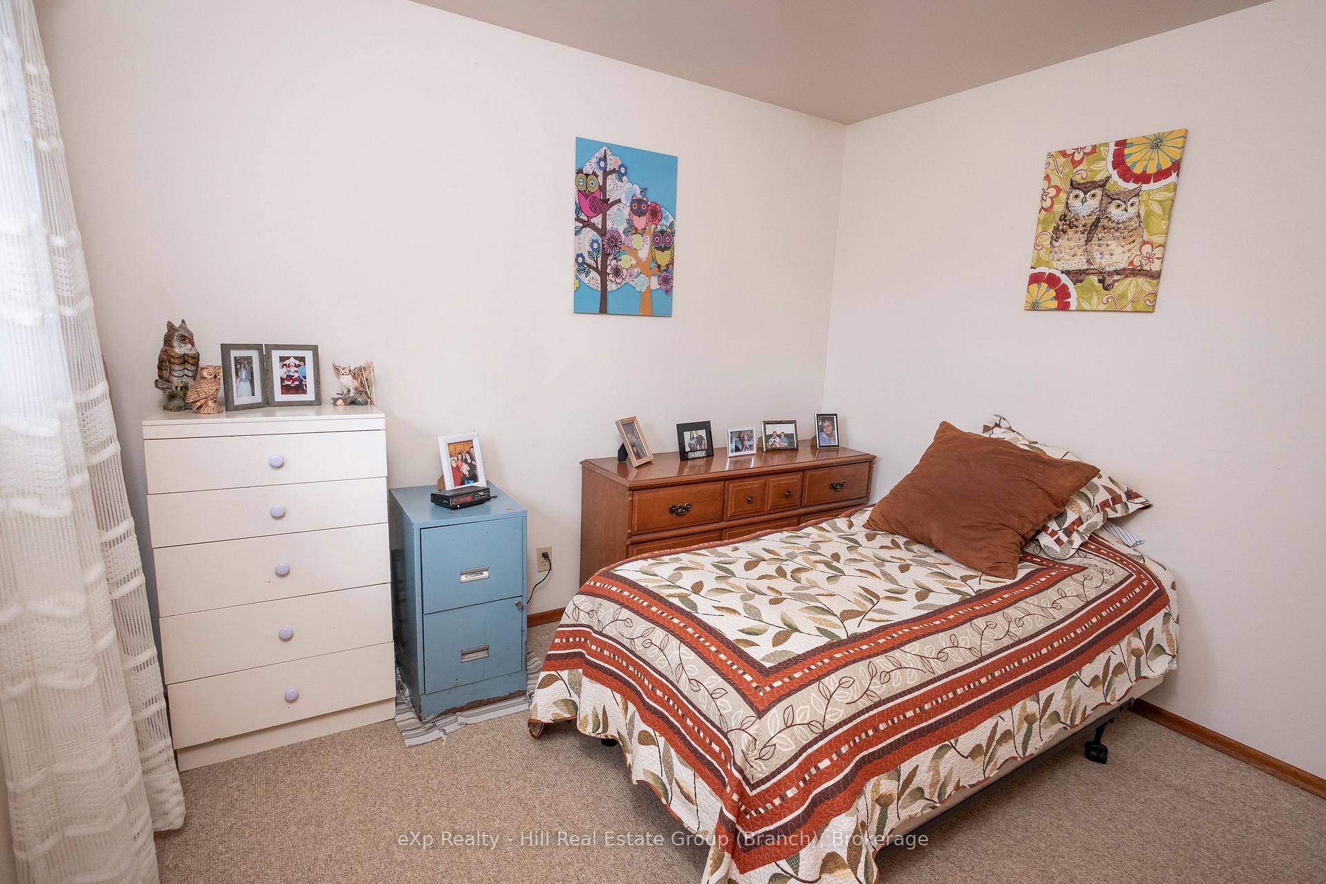 Photo 25 of 520 Dublin Avenue, Thunder Bay, John Street North — HOMEH