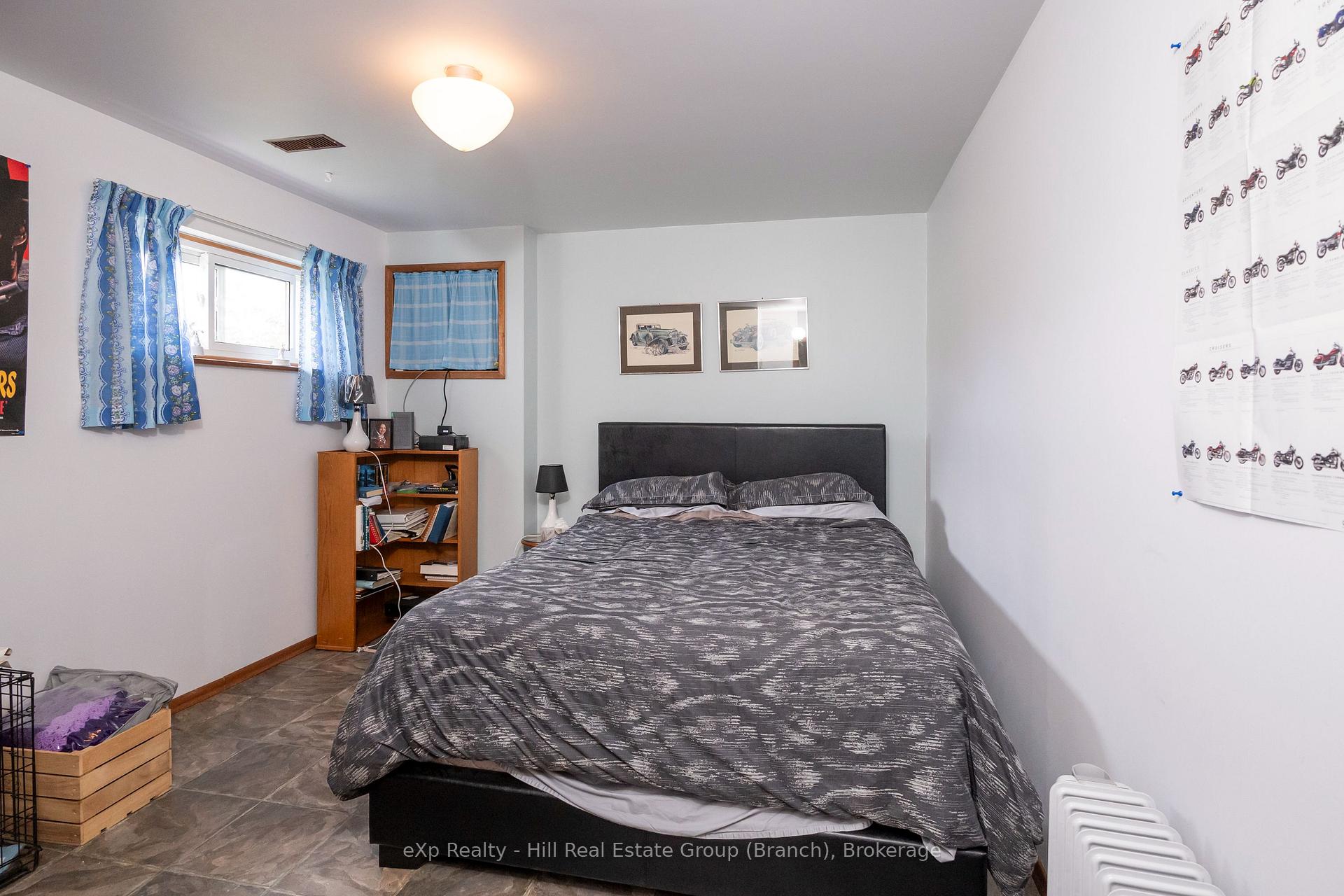 Photo 43 of 520 Dublin Avenue, Thunder Bay, John Street North — HOMEH