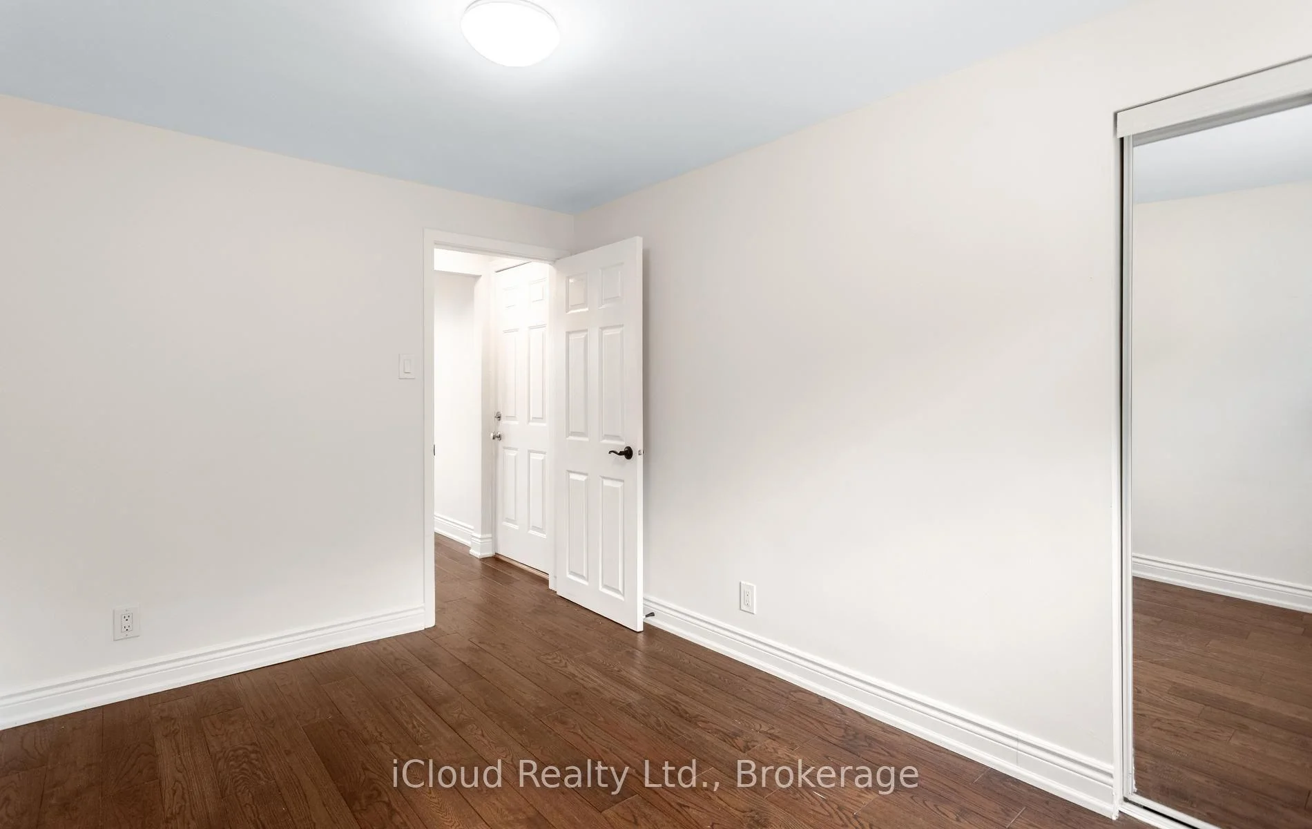 Photo 16 of 588 Walkers Line, Burlington, Roseland — HOMEH