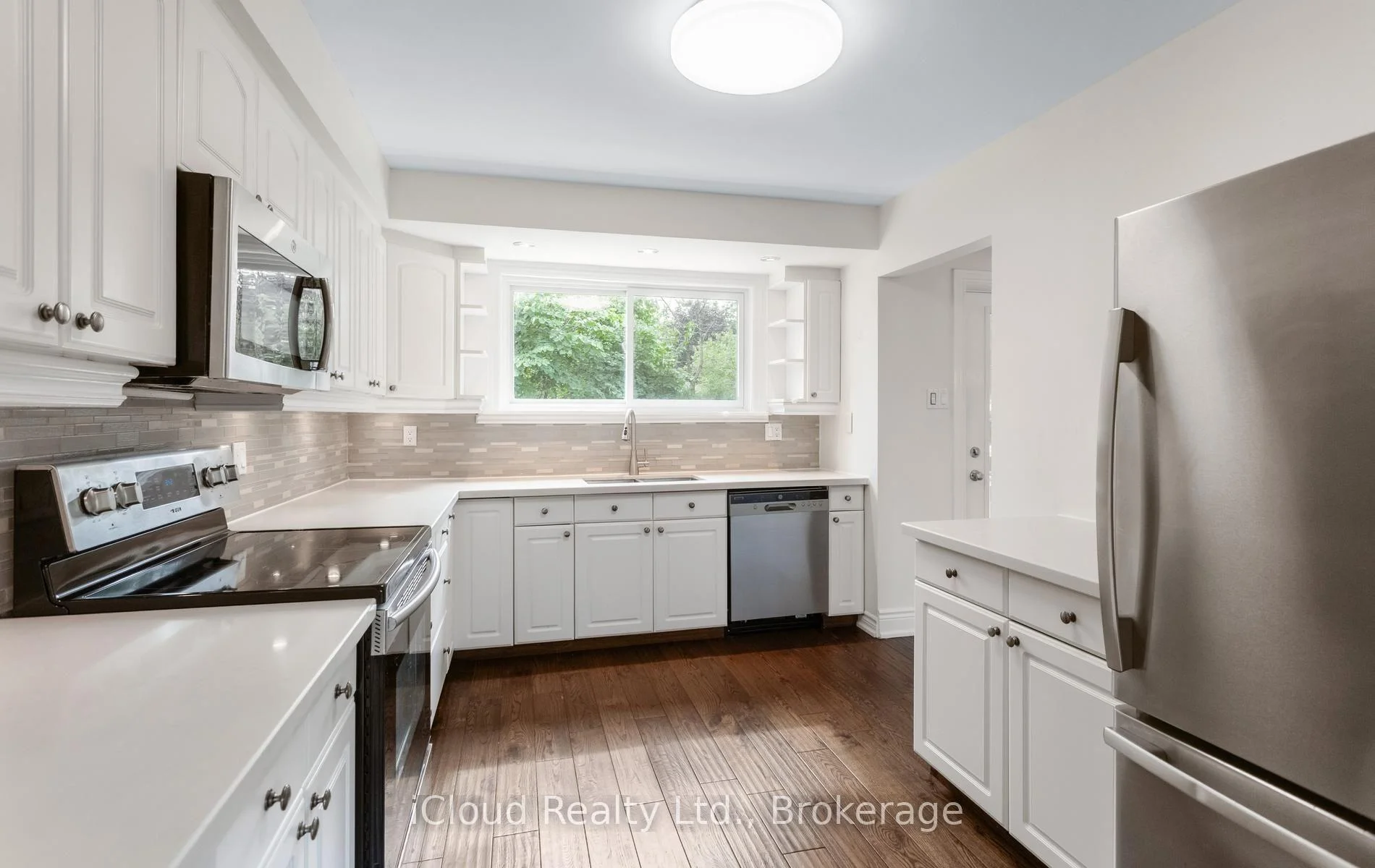 Photo 32 of 588 Walkers Line, Burlington, Roseland — HOMEH