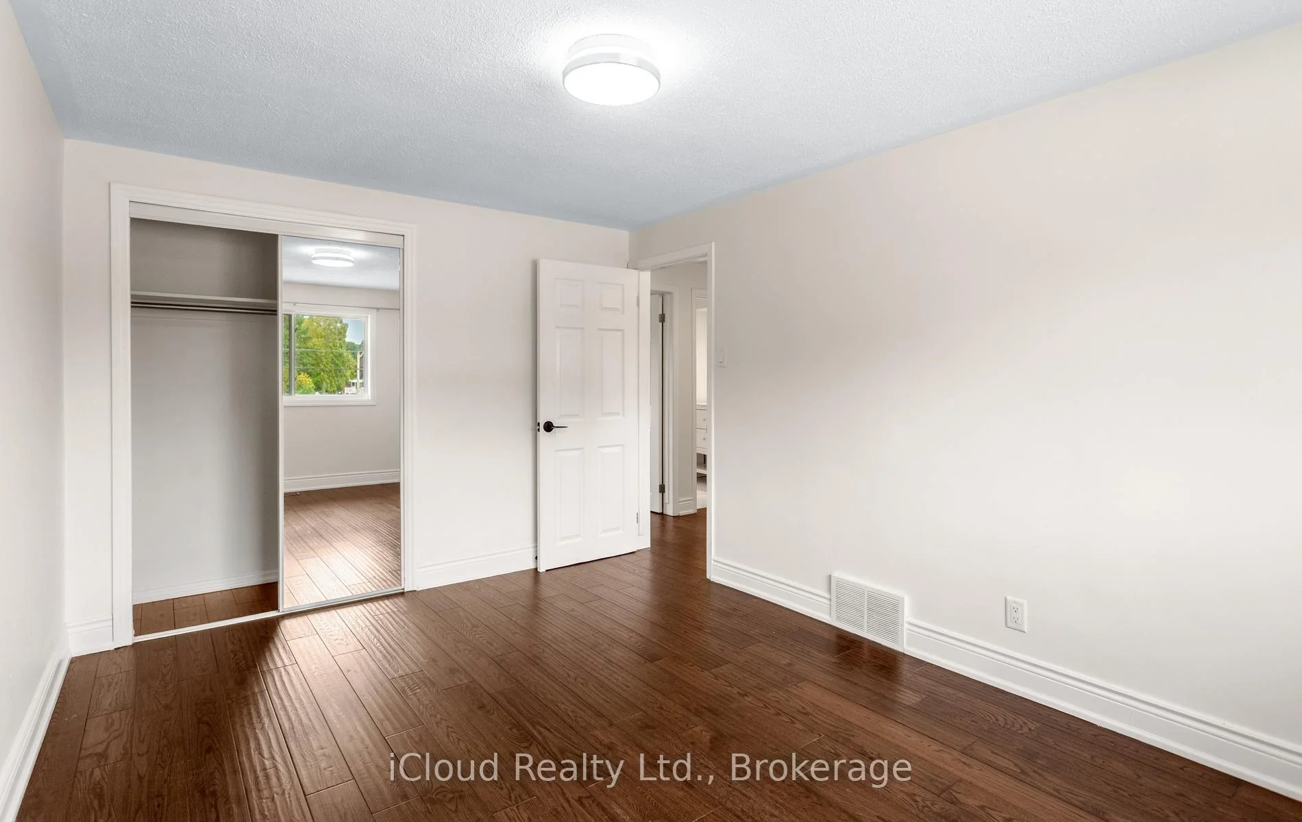 Photo 54 of 588 Walkers Line, Burlington, Roseland — HOMEH