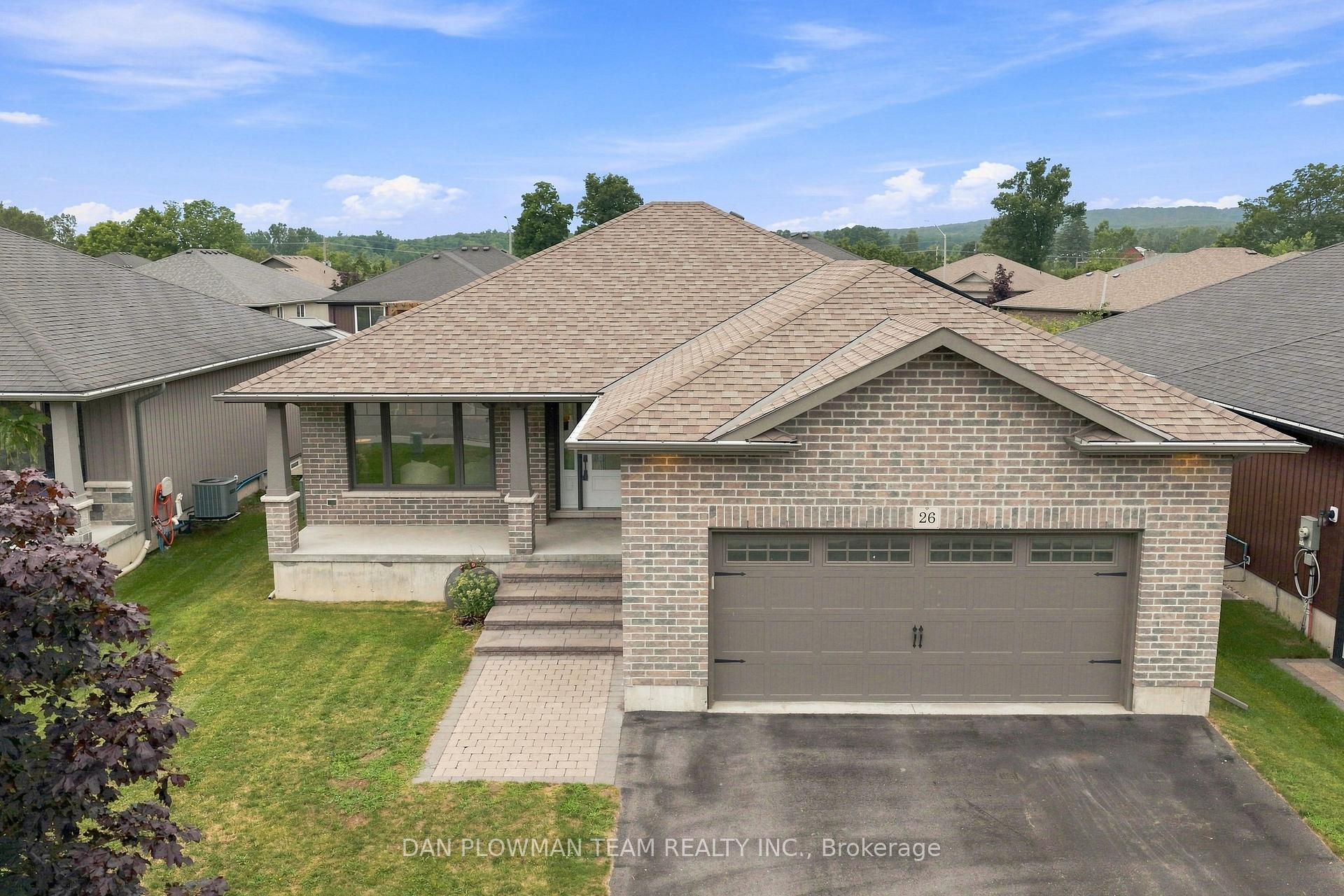 Photo 3 of 26 Autumn Grove, Quinte West, Murray Ward — HOMEH