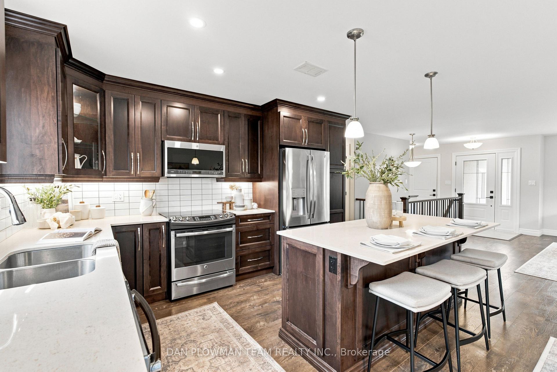 Photo 15 of 26 Autumn Grove, Quinte West, Murray Ward — HOMEH