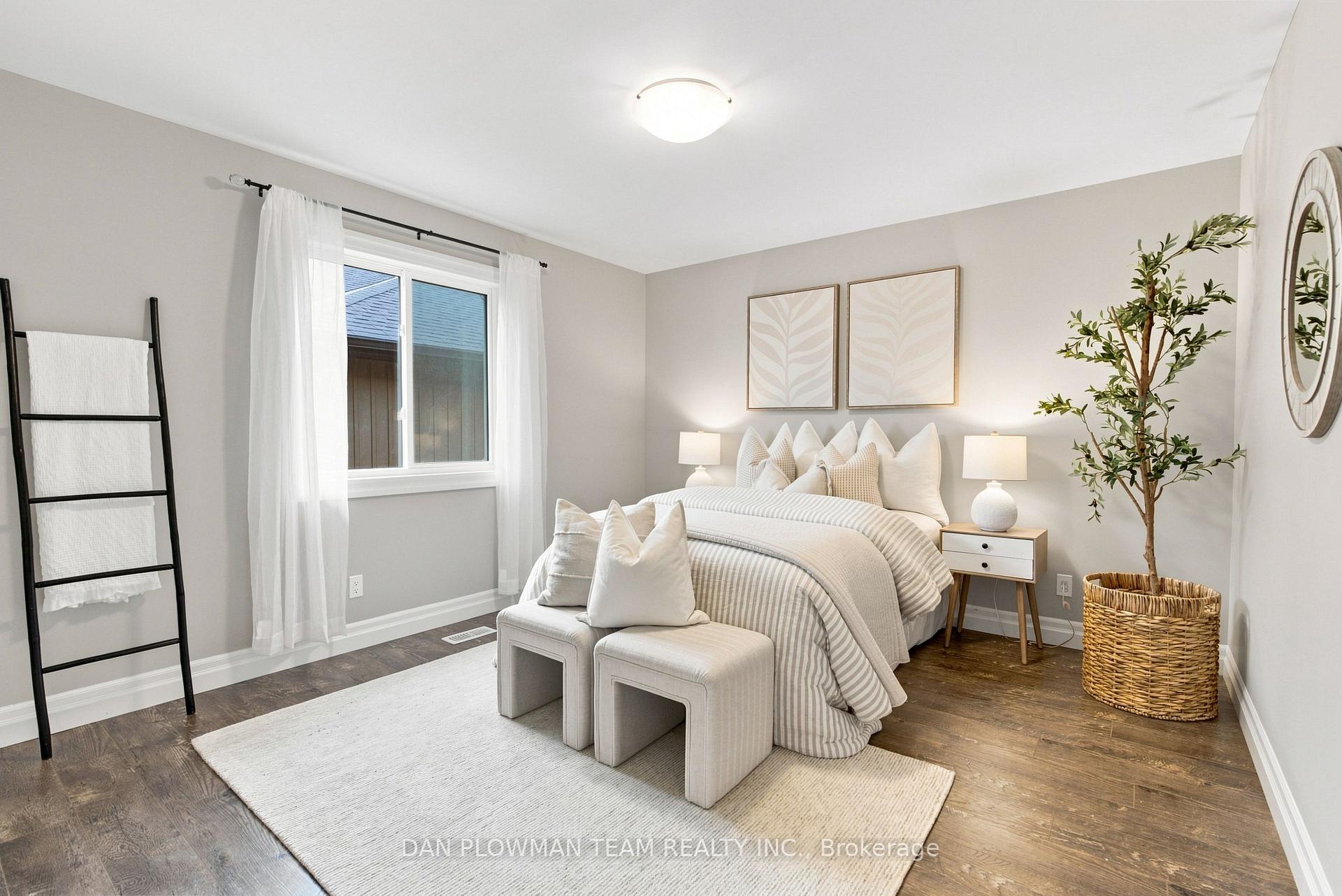 Photo 19 of 26 Autumn Grove, Quinte West, Murray Ward — HOMEH