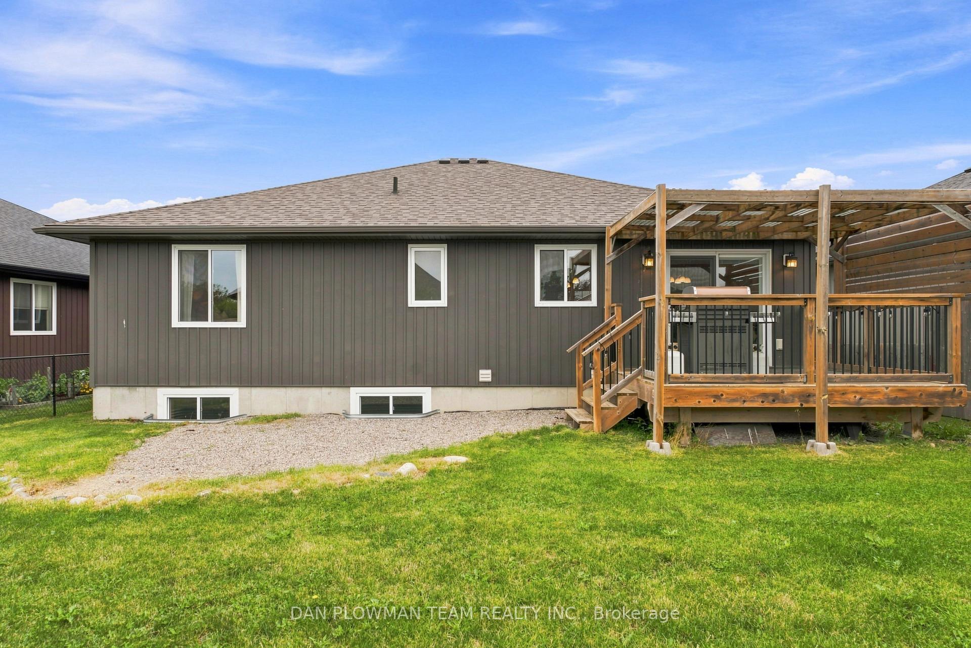 Photo 22 of 26 Autumn Grove, Quinte West, Murray Ward — HOMEH
